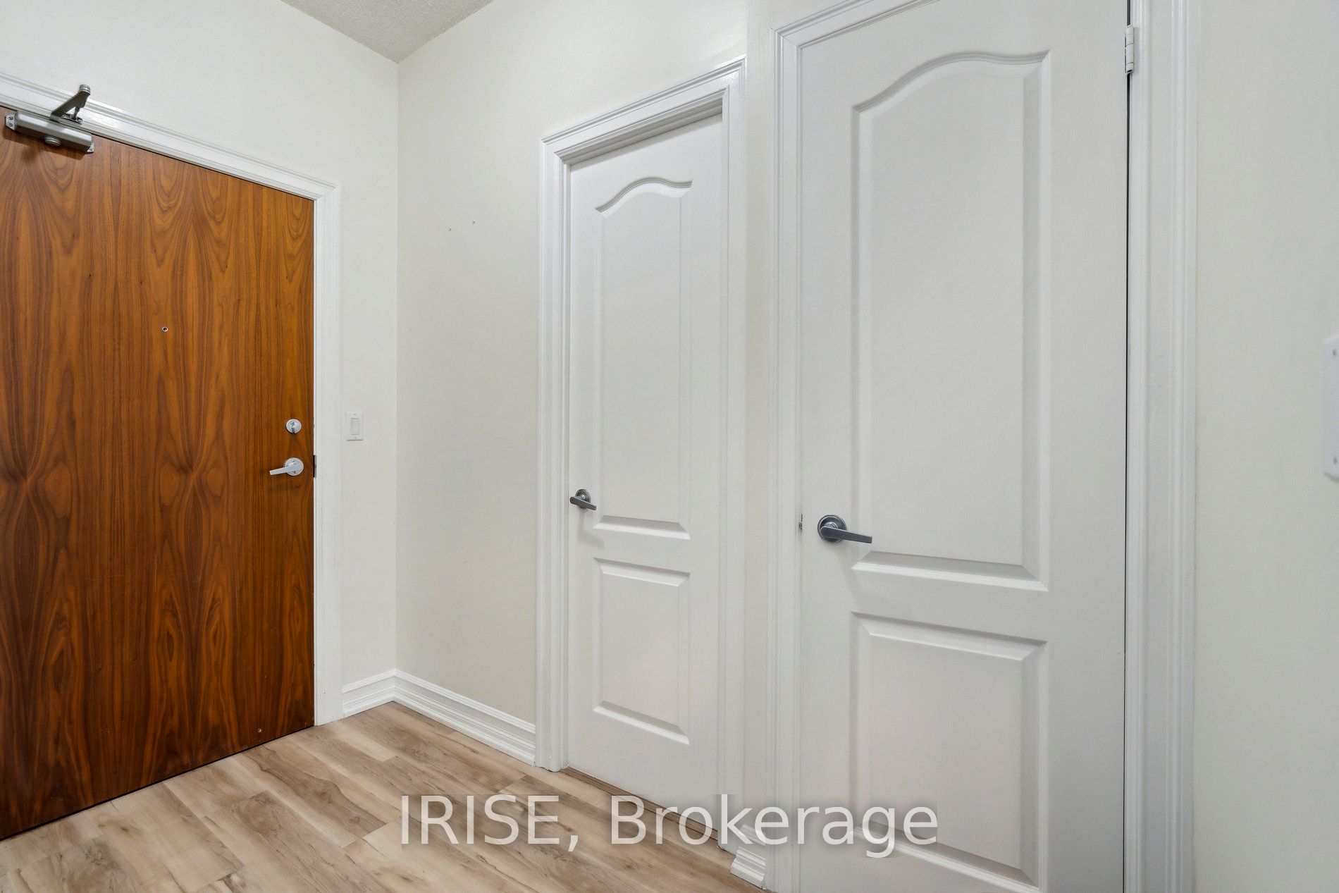 1 Elm Drive W 2812, Mississauga, ON L5B 4M1 photo 4