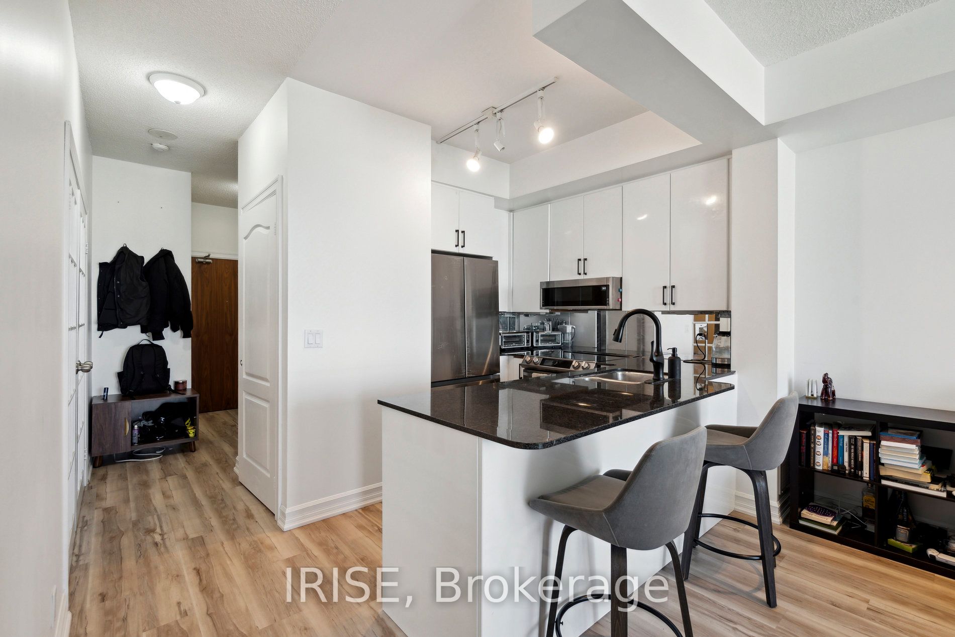 1 Elm Drive W 2812, Mississauga, ON L5B 4M1 photo 5
