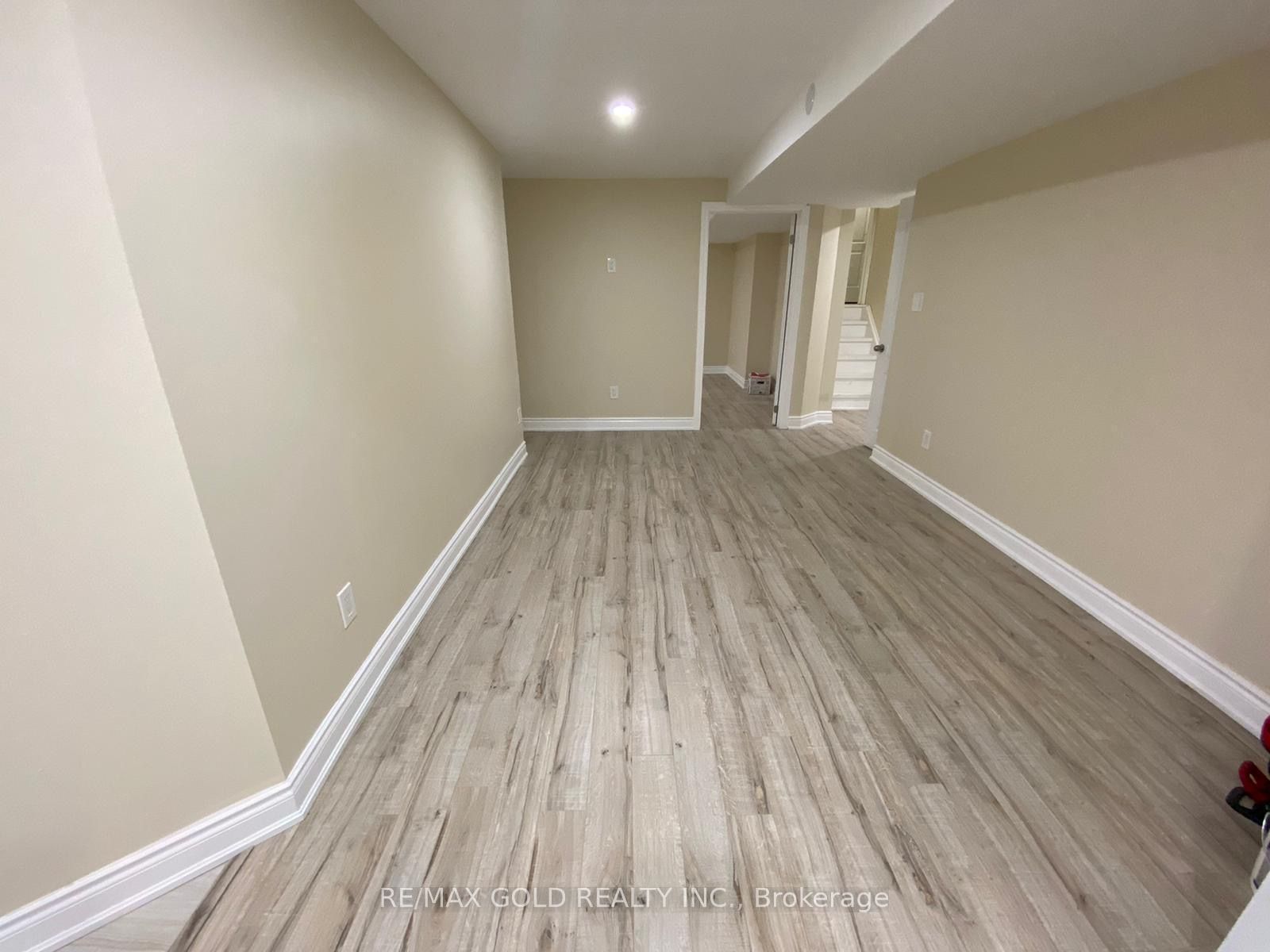 1664 Norris Circle Lower, Milton, ON L9T 6A3 photo 3