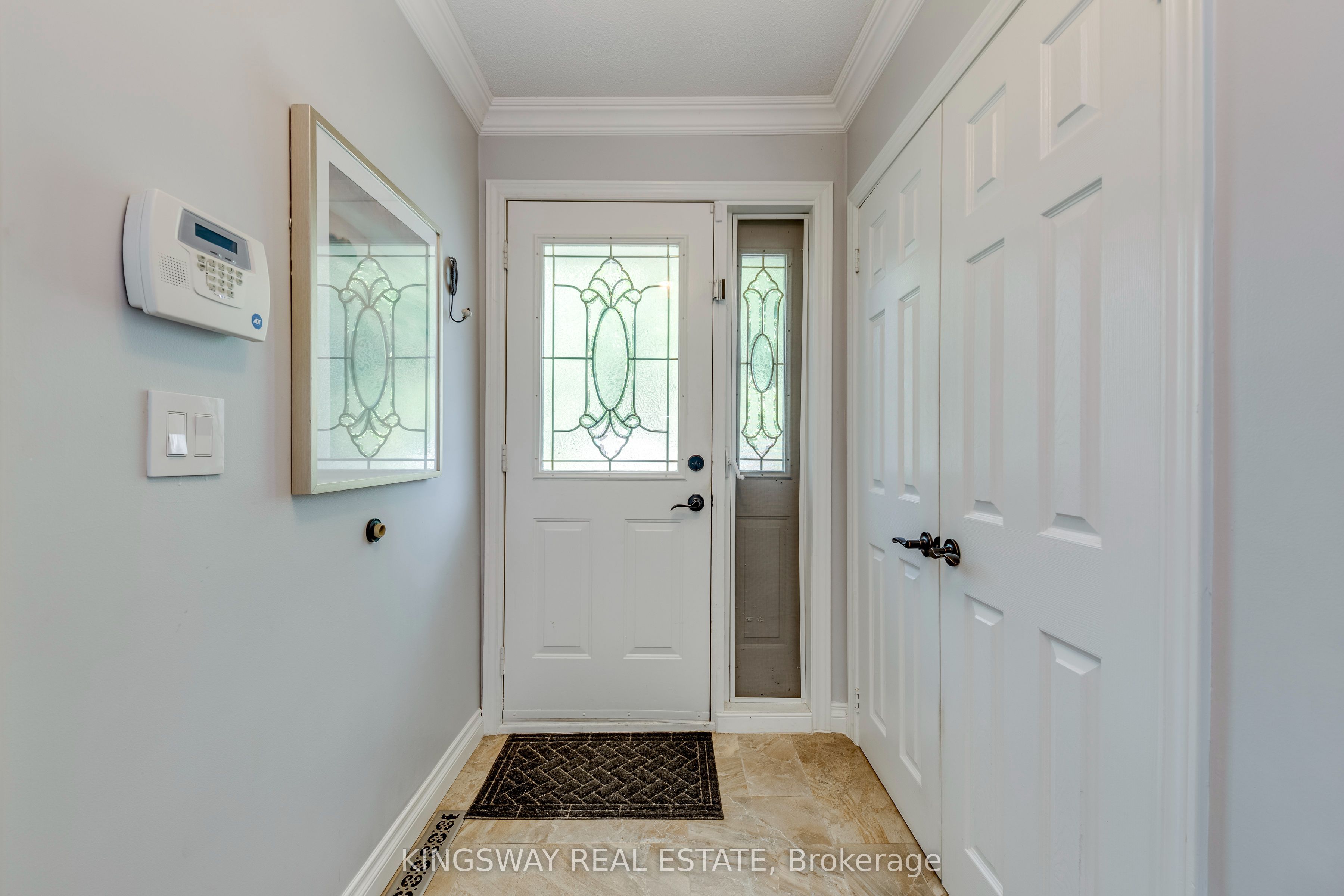 2096 Salvator Boulevard, Oakville, ON L6L 1N1 photo 4