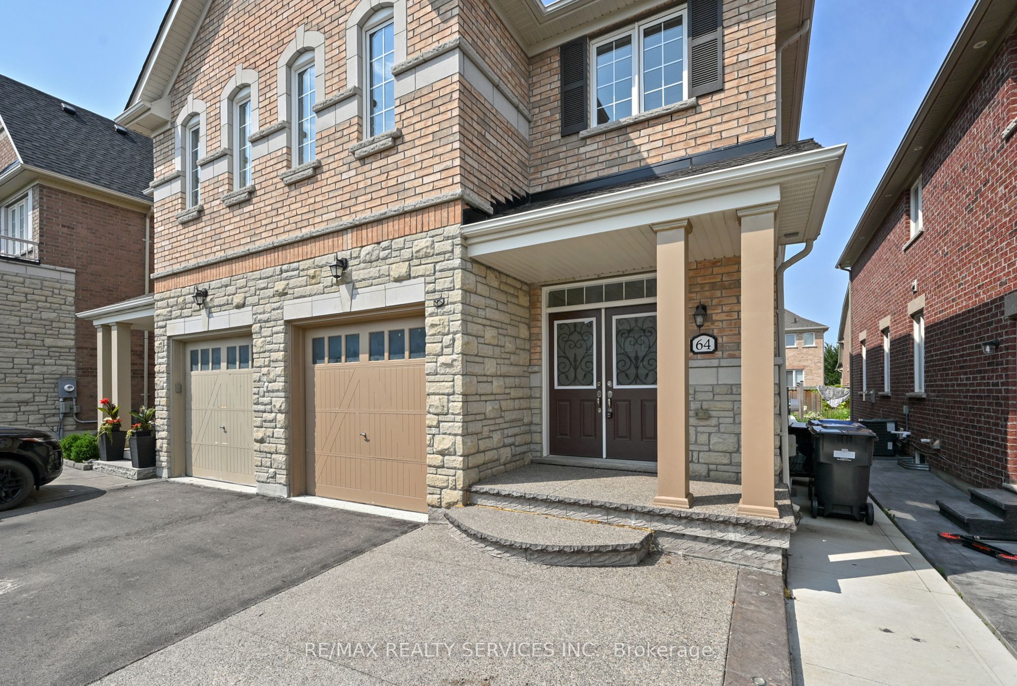 64 Maple Cider Street, Caledon, ON L7C 4B8 photo 2