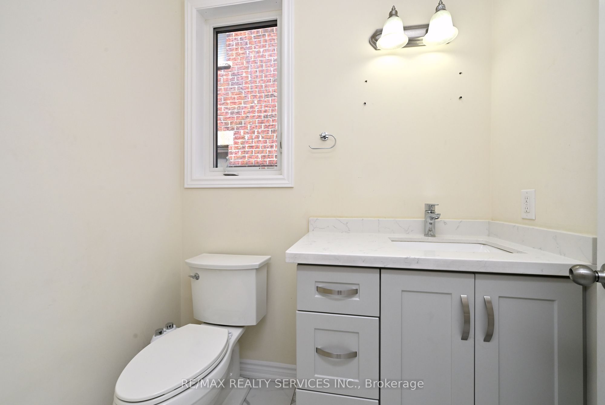 64 Maple Cider Street, Caledon, ON L7C 4B8 photo 4