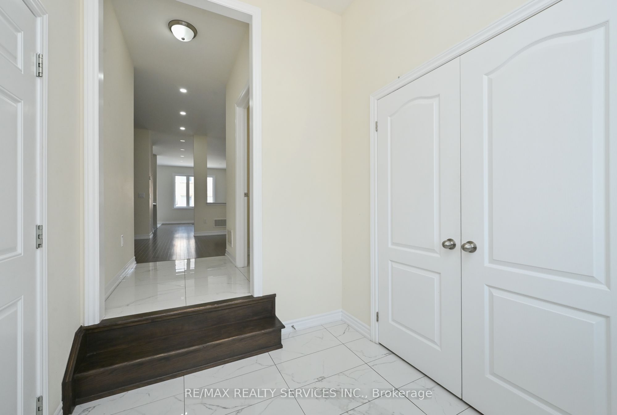 64 Maple Cider Street, Caledon, ON L7C 4B8 photo 5