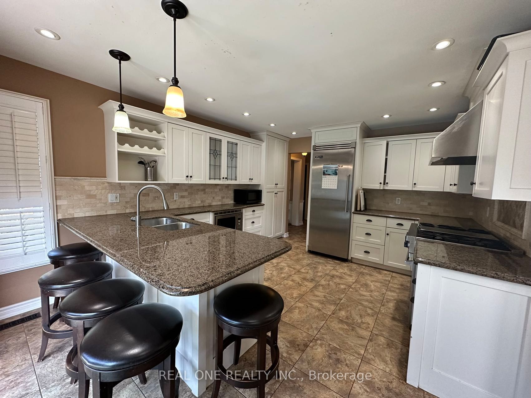 3944 Glamis Court, Mississauga, ON L5L 3N5 photo 4