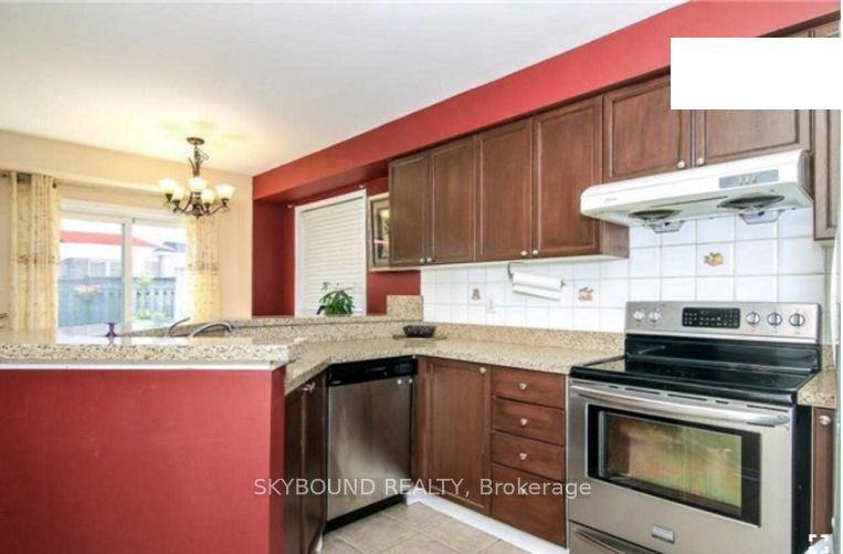 24 Larkspur Road Upper, Brampton, ON L6R 2T6 photo 4