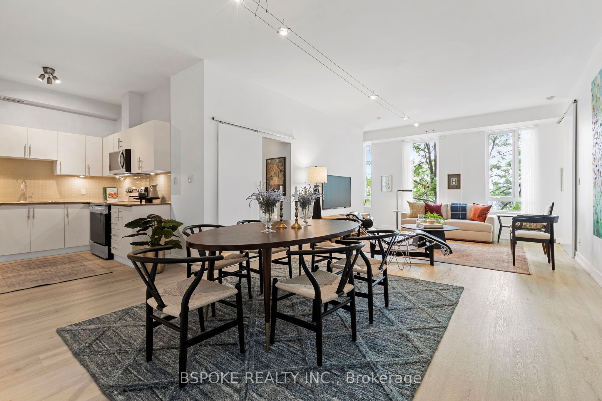 1 St Johns Road 303, Toronto, ON M6P 1T7 photo 3