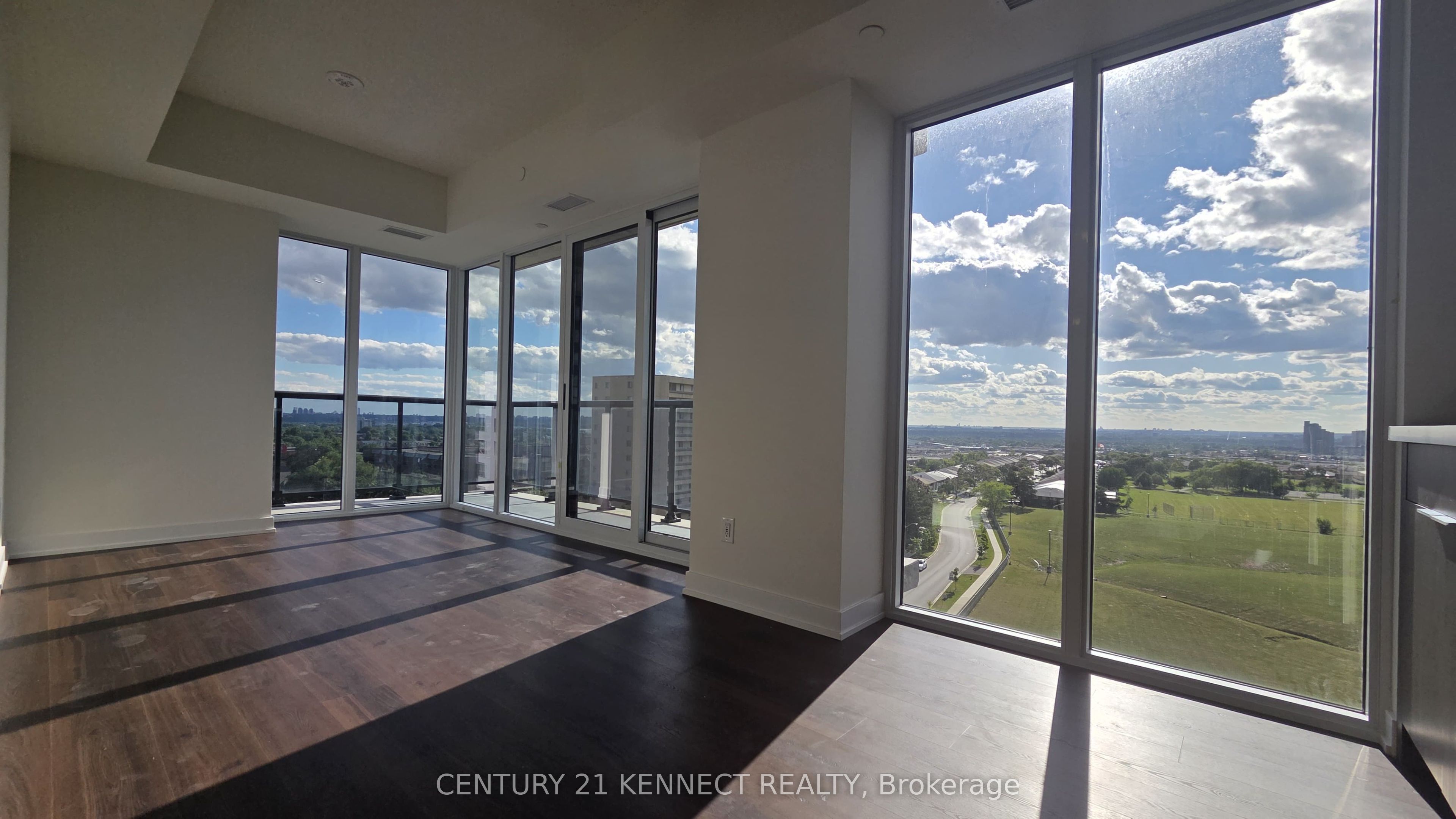 2825 Jane Street 909, Toronto, ON M3N 2J5 photo 5