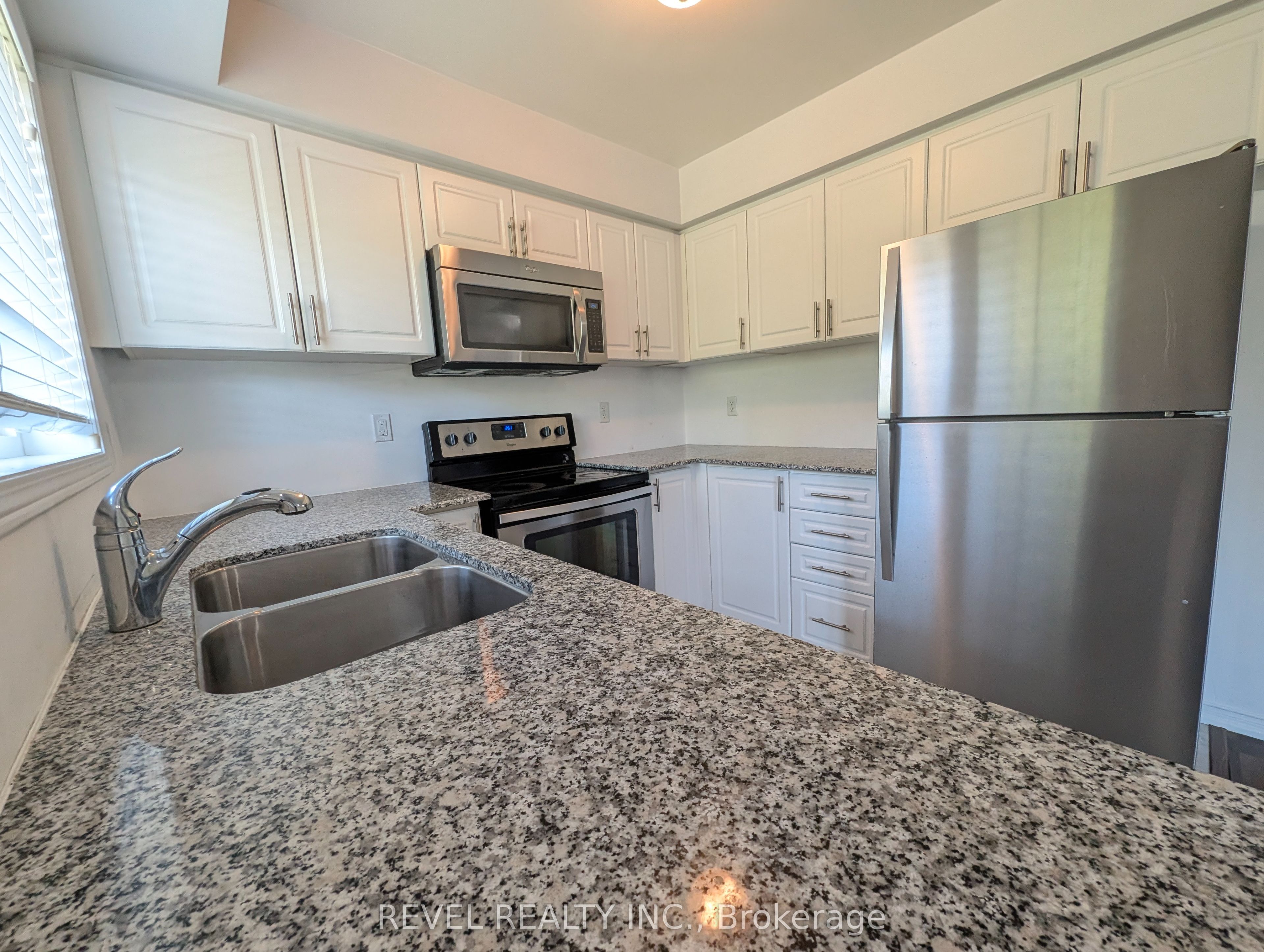 2488 Post Road 8, Oakville, ON L6H 0G6 photo 4