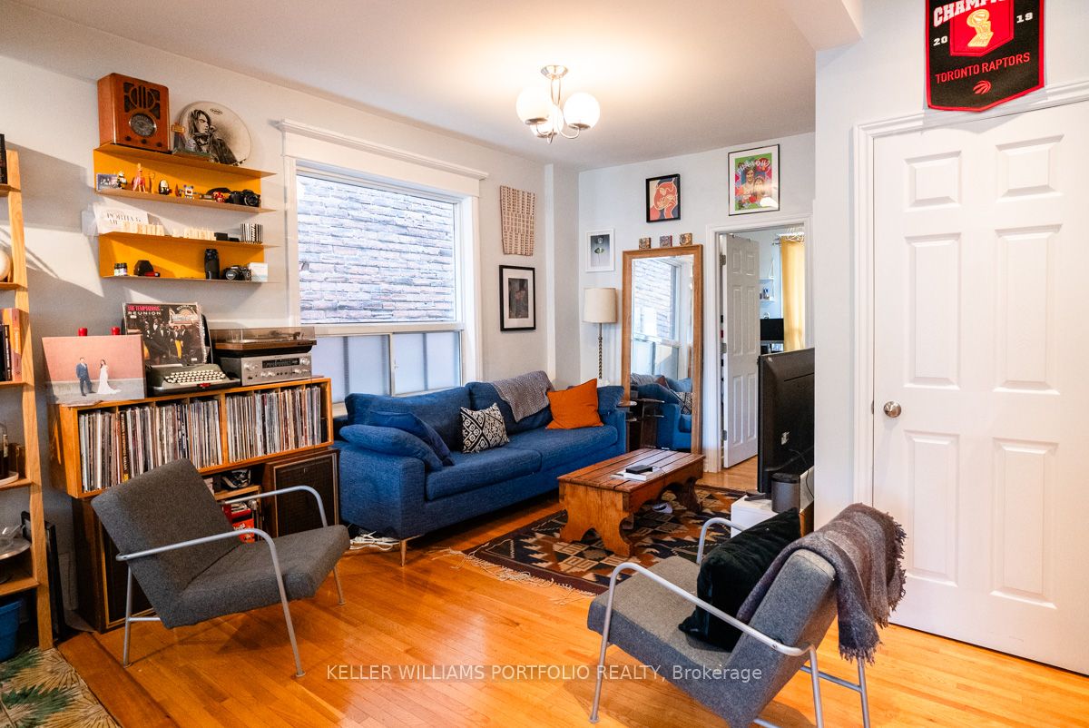 184 Franklin Avenue Main Fl, Toronto, ON M6P 3Y8 photo 4