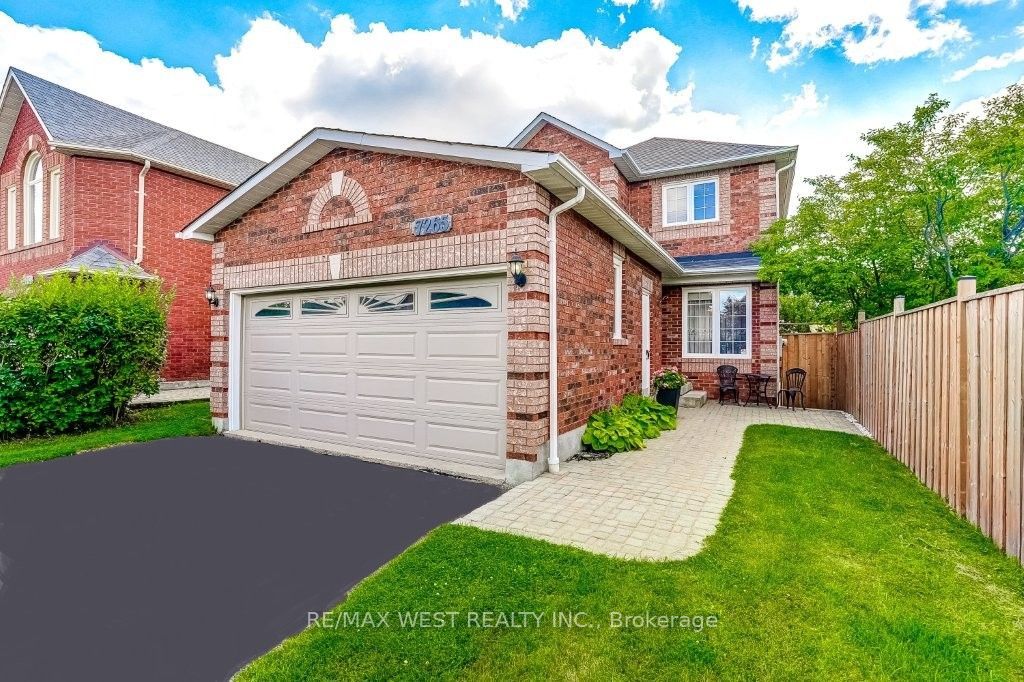 7265 Sandhurst Drive, Mississauga, ON L5N 7G8
