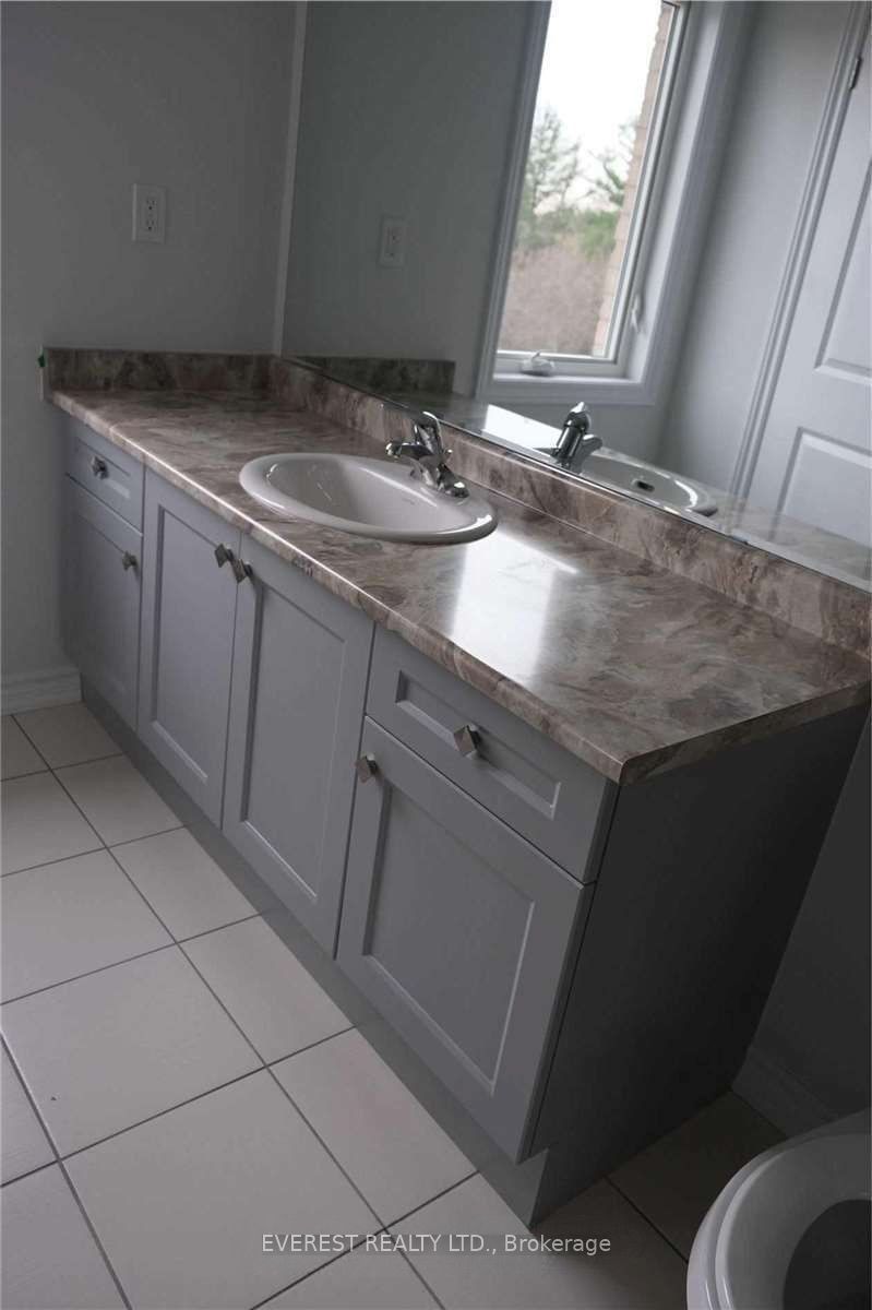 40 Savino Drive, Brampton, ON L6Z 0J7 photo 3