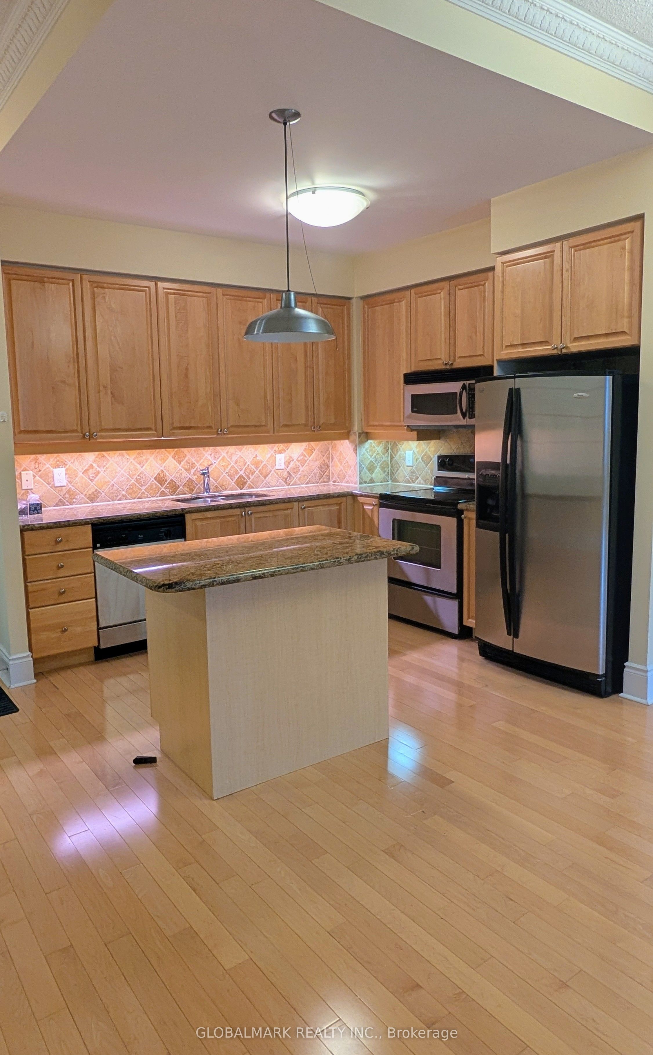 3880 duke of york Boulevard S Ph2, Mississauga, ON L5B 4M7 photo 5