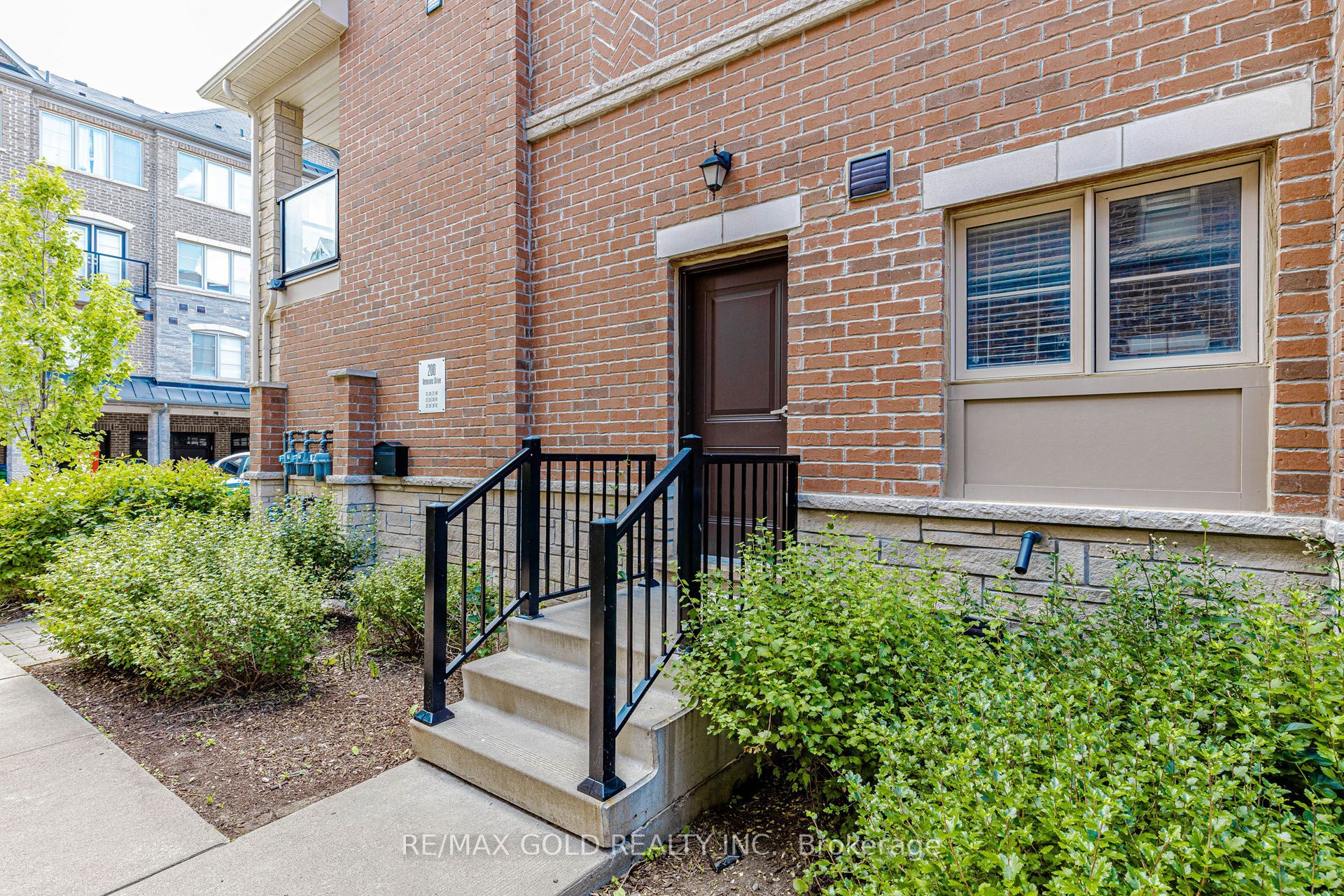 200 Veterans Drive # 40, Brampton, ON L7A 4S6 photo 4
