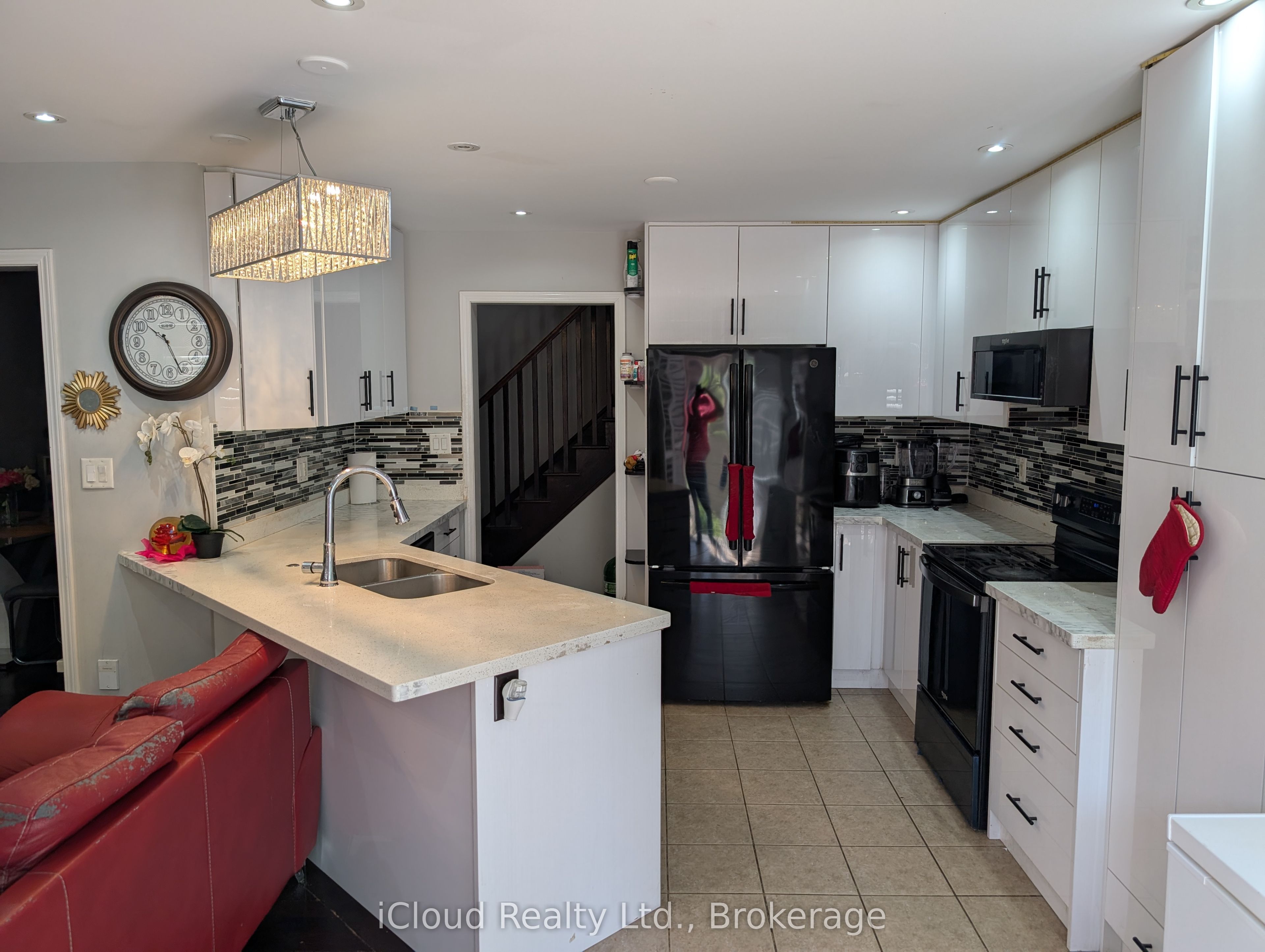 13 Agricola Road, Brampton, ON L7A 0V1 photo 2