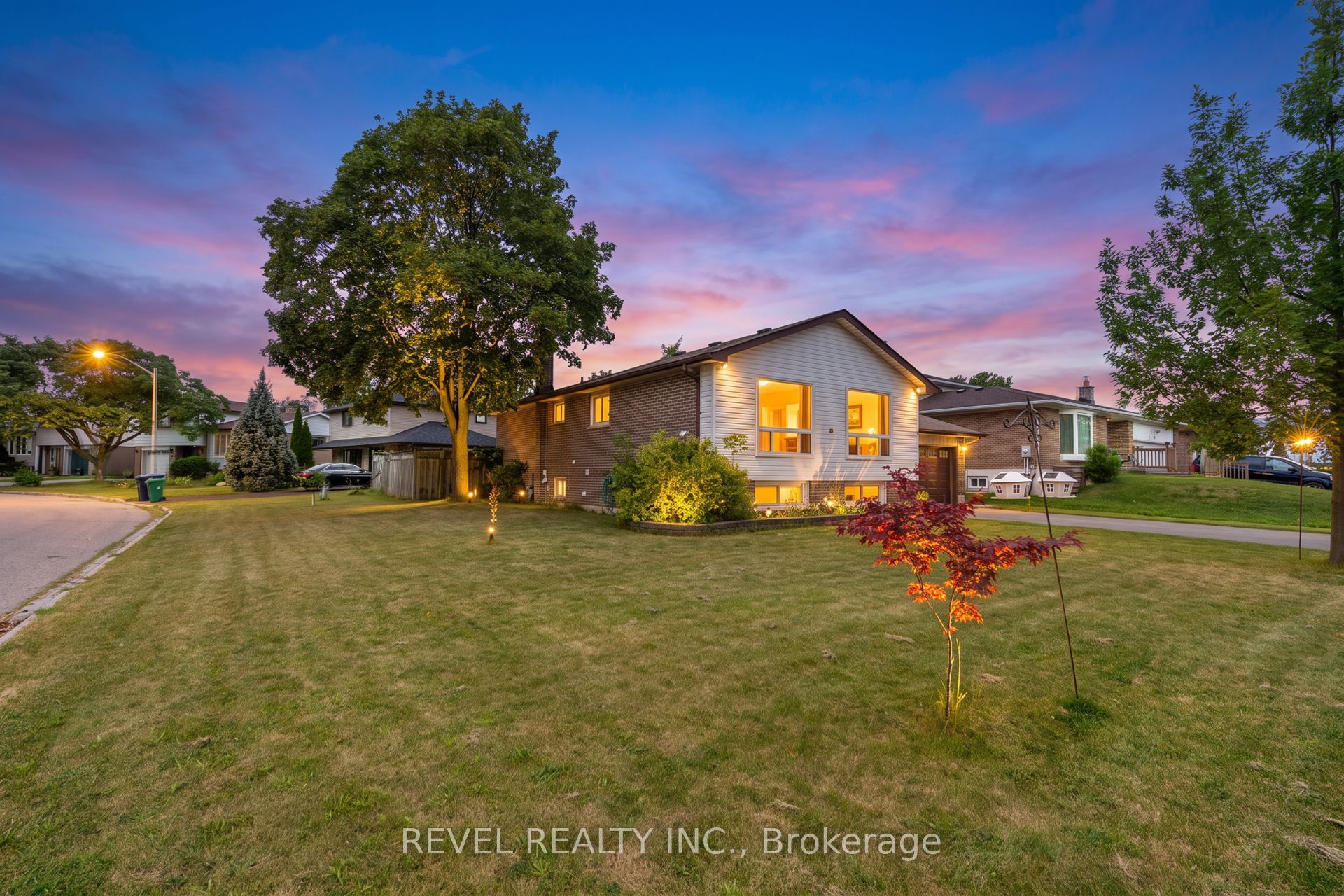 383 Bartley Bull Parkway, Brampton, ON L6W 2M1 photo 2