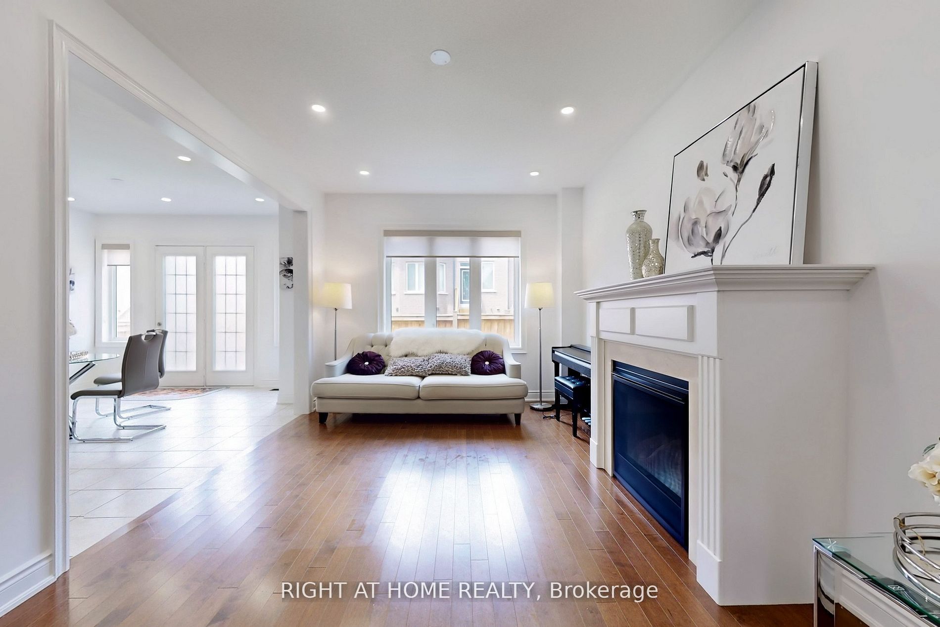 423 Grindstone Trail, Oakville, ON L6H 0S1 photo 3
