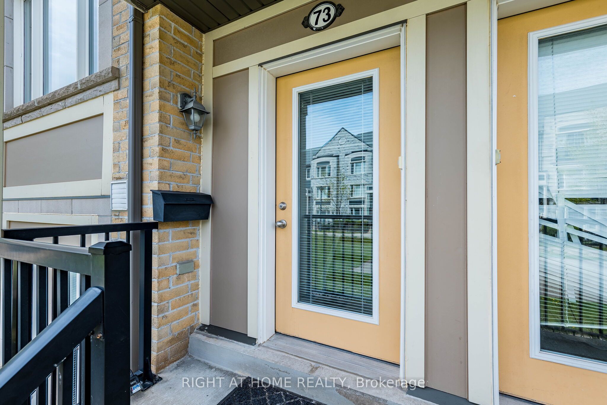 5650 Winston Churchill Boulevard W 73, Mississauga, ON L5M 0L7 photo 3