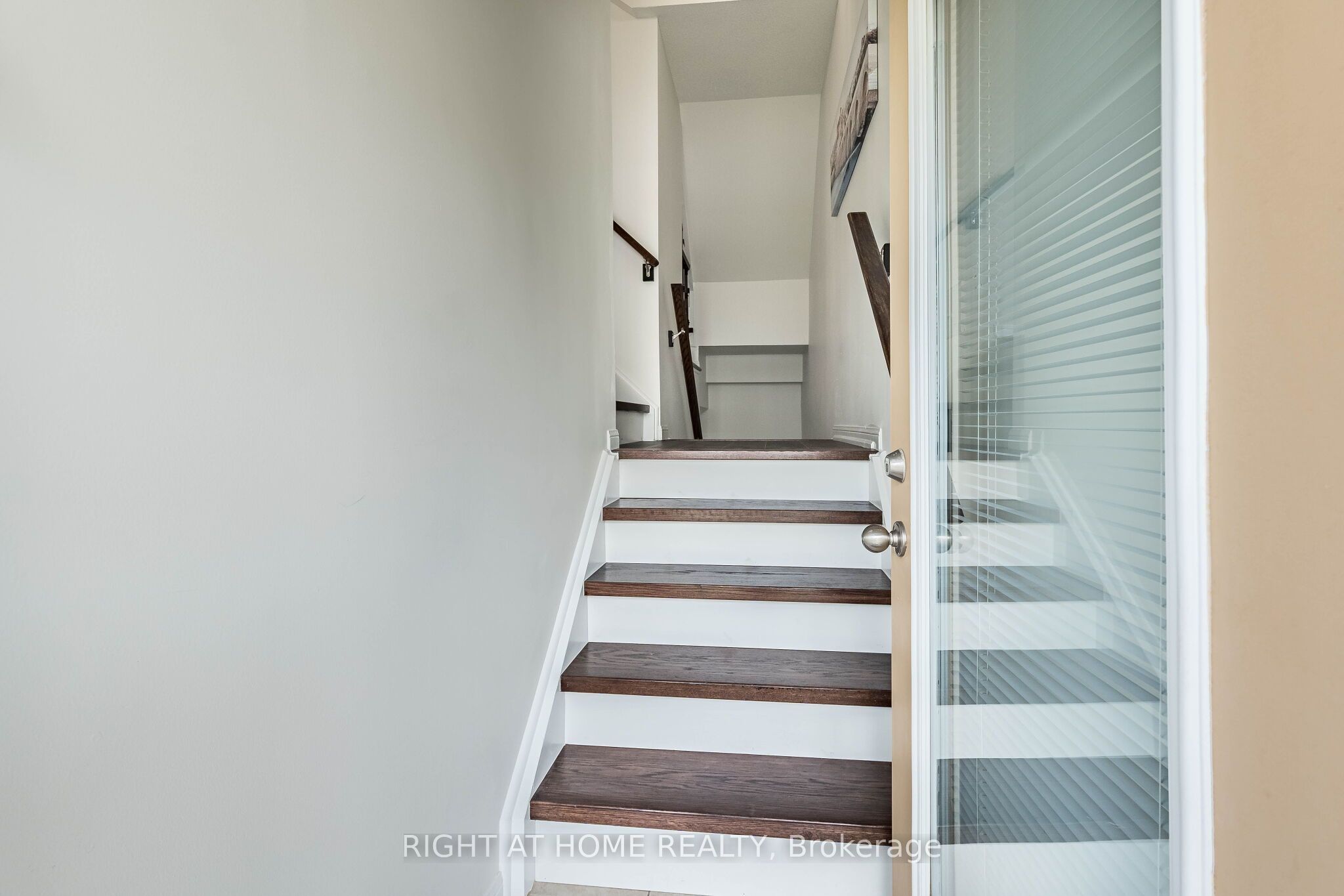 5650 Winston Churchill Boulevard W 73, Mississauga, ON L5M 0L7 photo 4