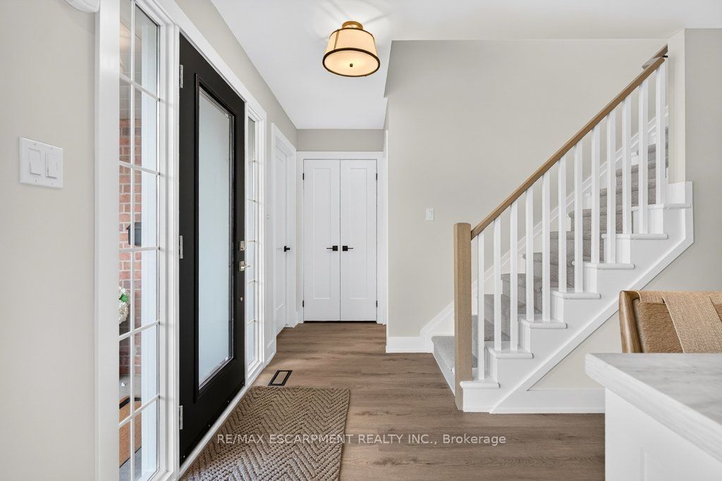2435 Woodward Avenue 5, Burlington, ON L7R 1V2 photo 5