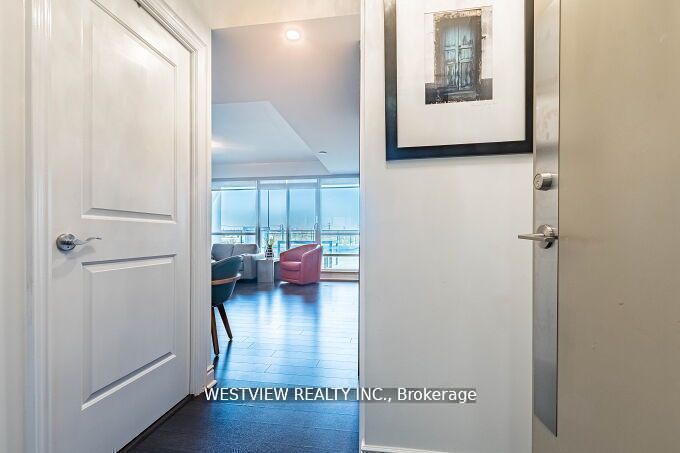 16 Brookers Lane 405, Toronto, ON M8V 0A5 photo 3