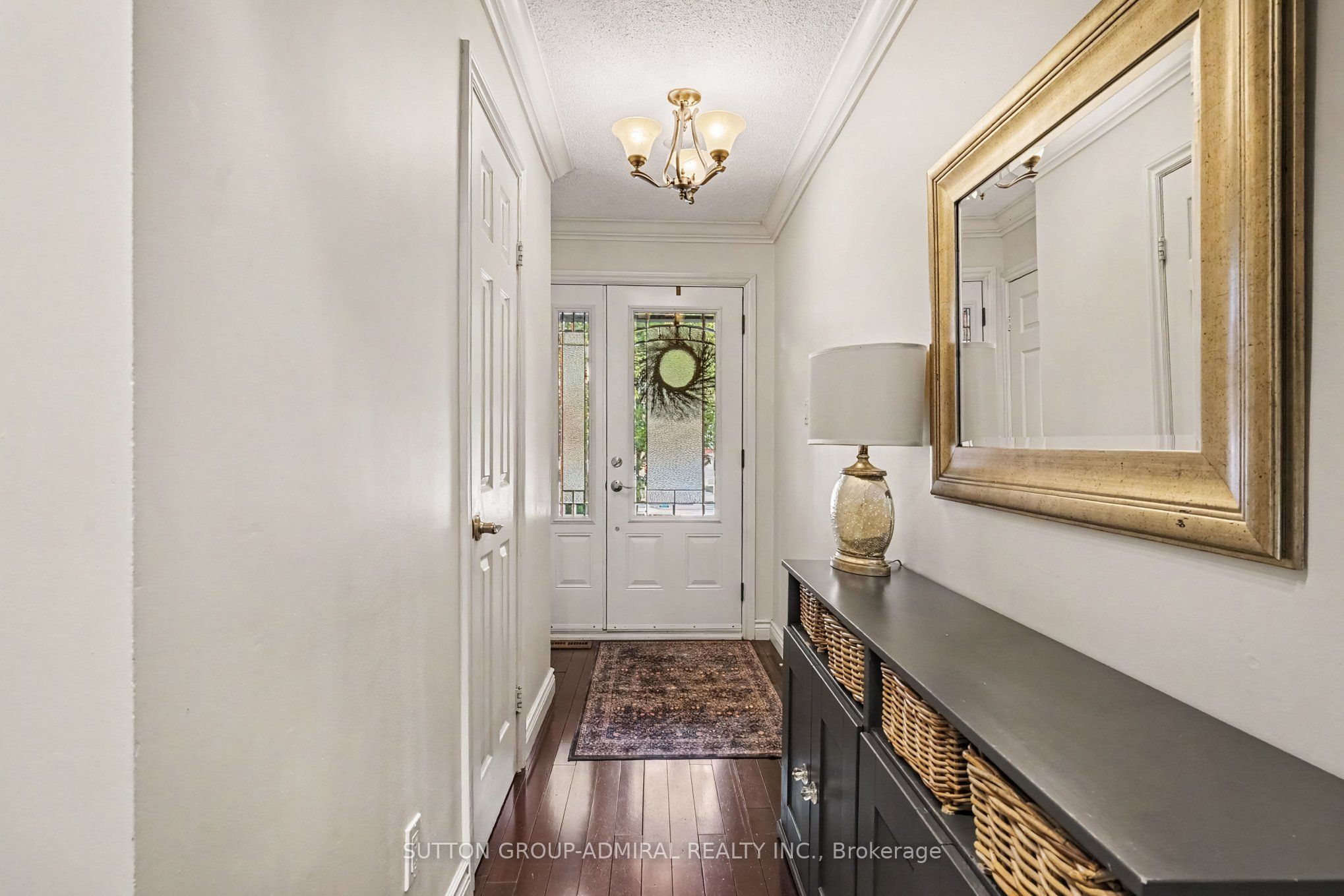 1230 Cornerbrook Place, Mississauga, ON L5C 3J4 photo 4