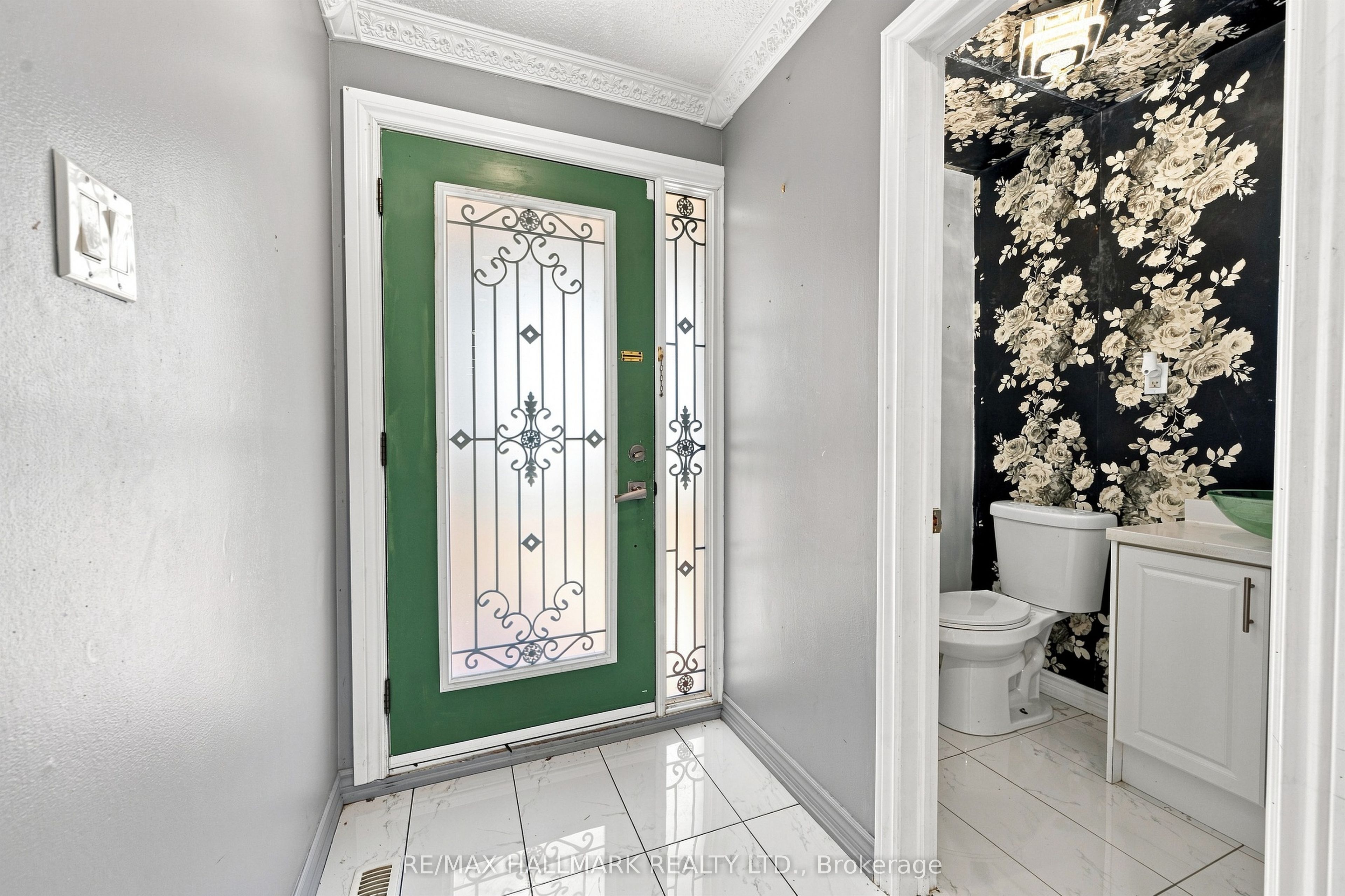 60 Pickard Lane, Brampton, ON L6Y 2M5 photo 5