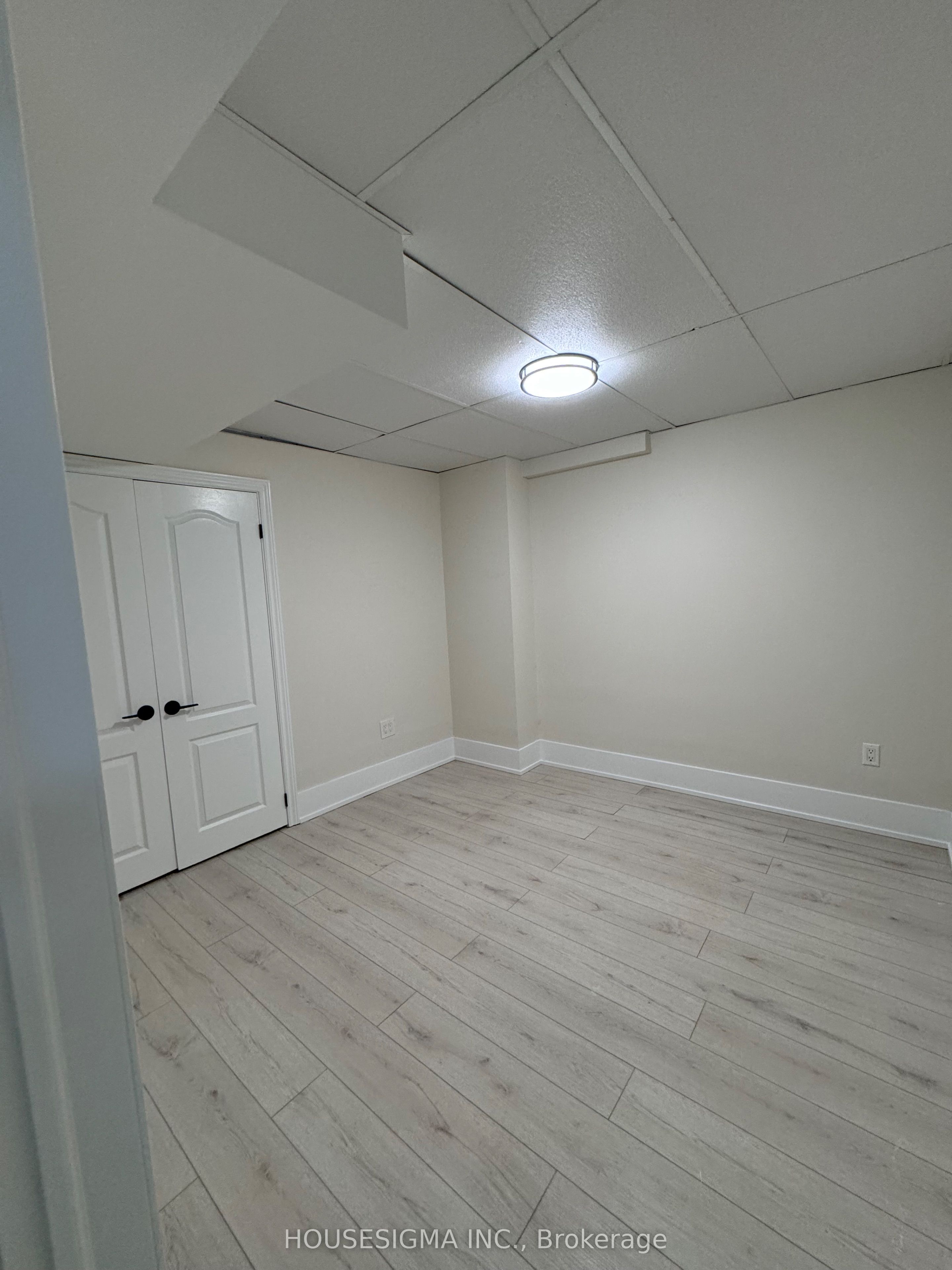 35 Asterwind Crescent, Brampton, ON L6R 1V8 photo 2