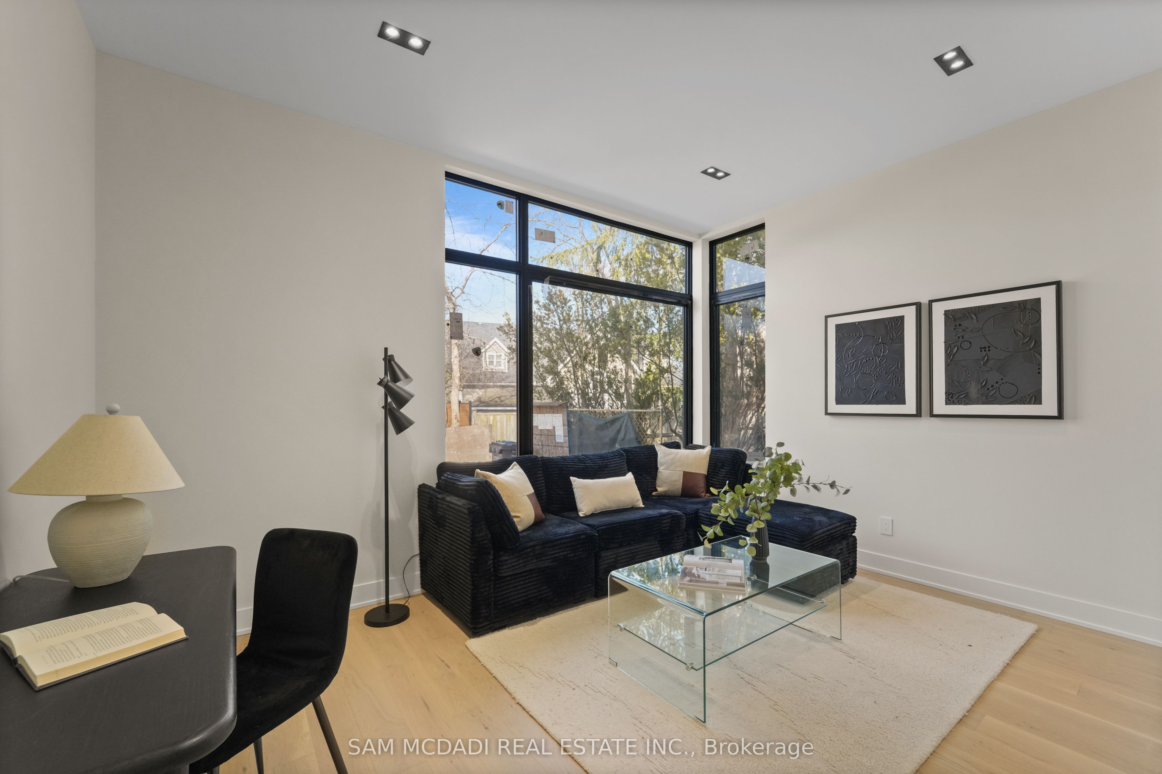 362 Meadow Wood Lane, Mississauga, ON L5J 2S9 photo 4