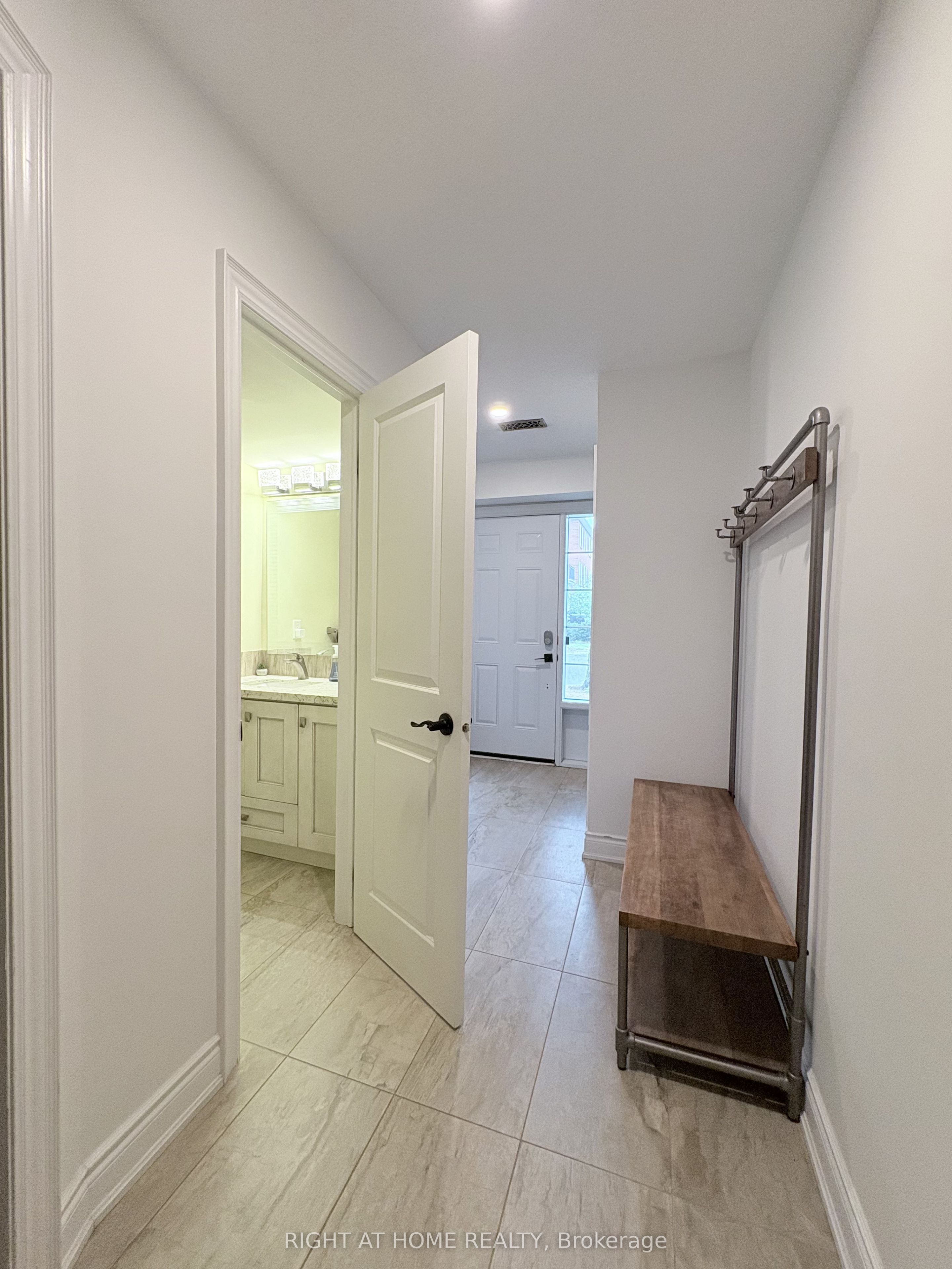 2 Stornwood Court, Brampton, ON L6W 4H4 photo 3