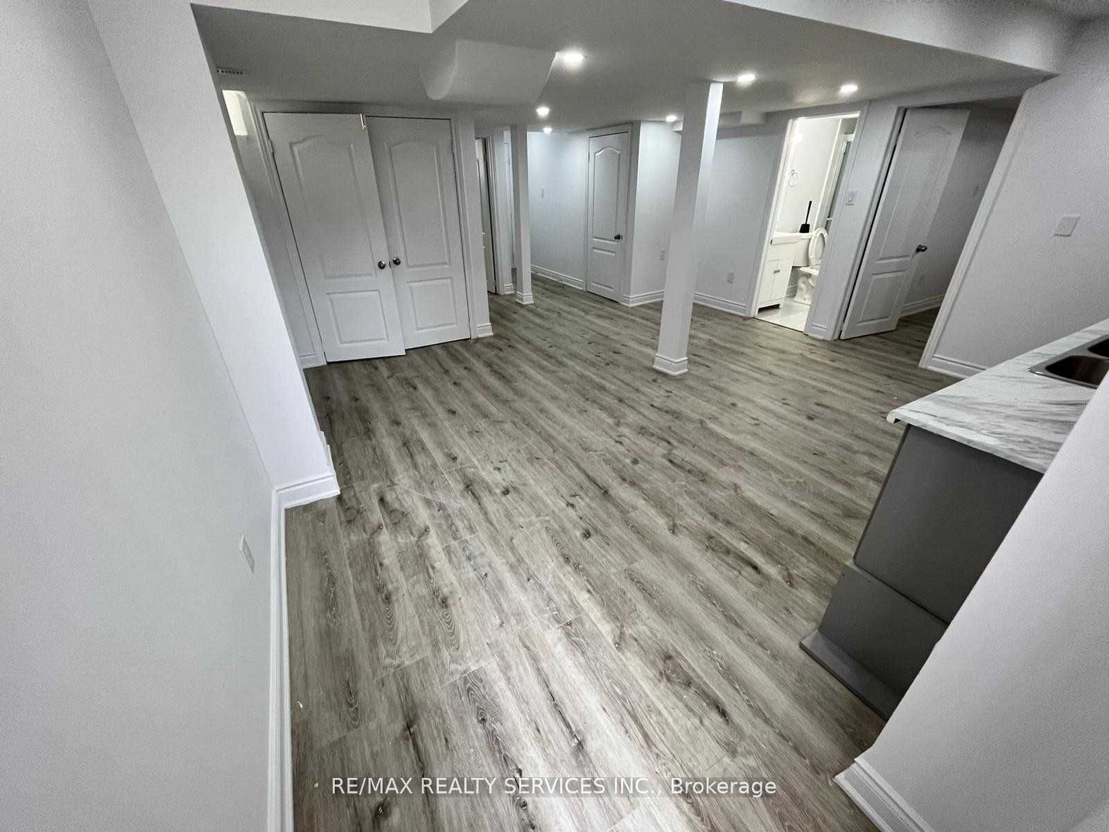 35 Seahorse Avenue Bsmt, Brampton, ON L6V 4N7 photo 3