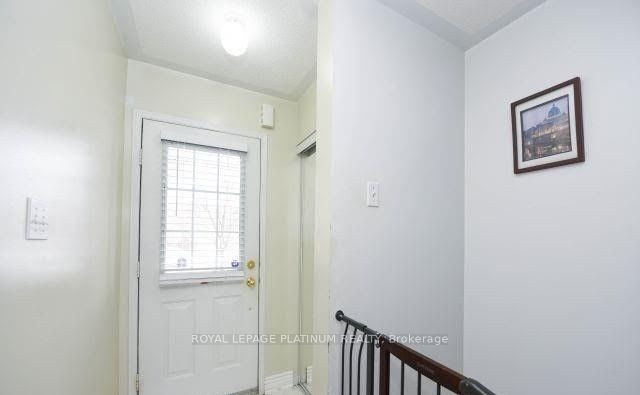80 Lake Louise Drive, Brampton, ON L6X 4Y6 photo 3