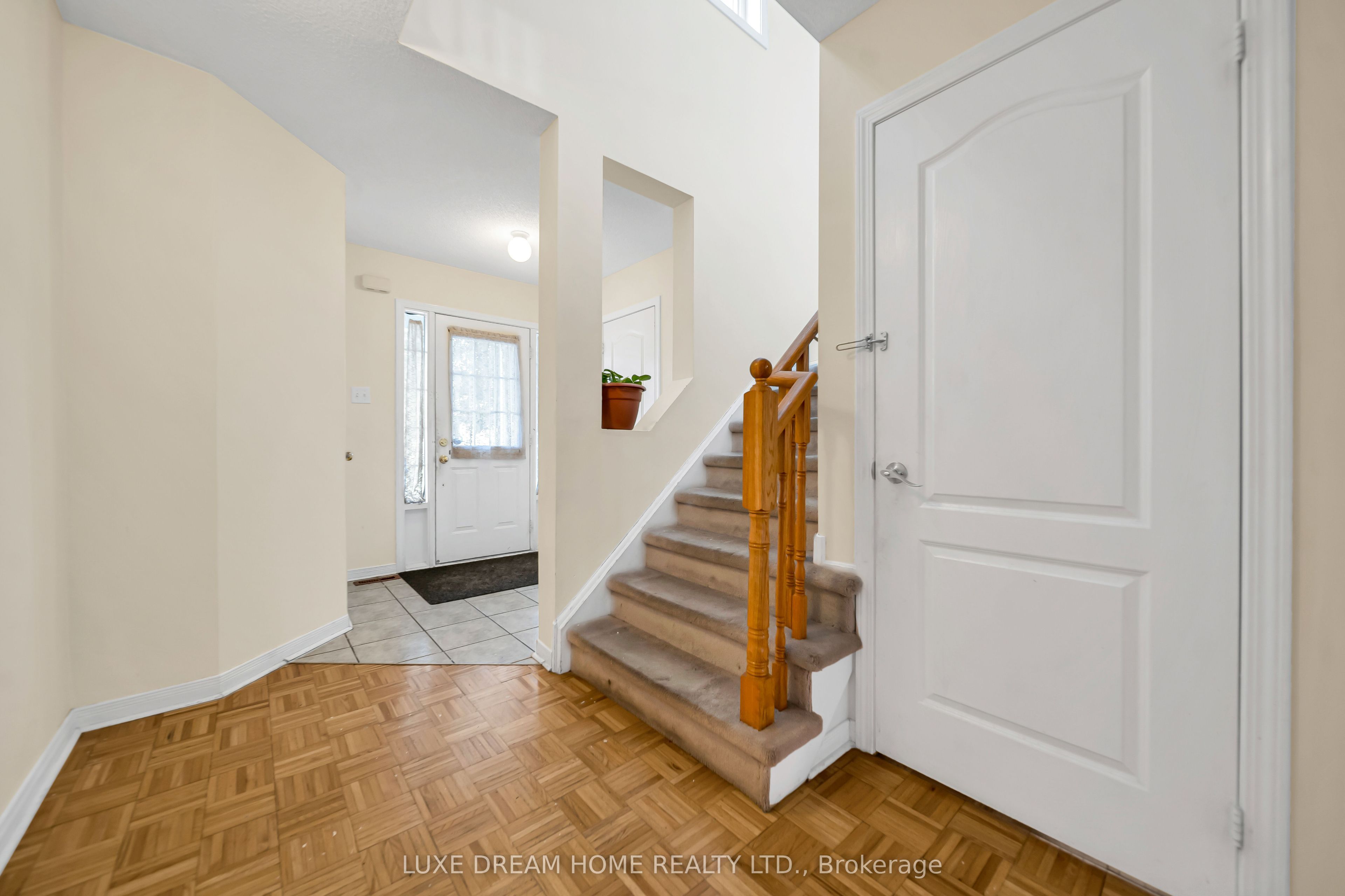 7 Grape Trail, Brampton, ON L7A 2V7 photo 5