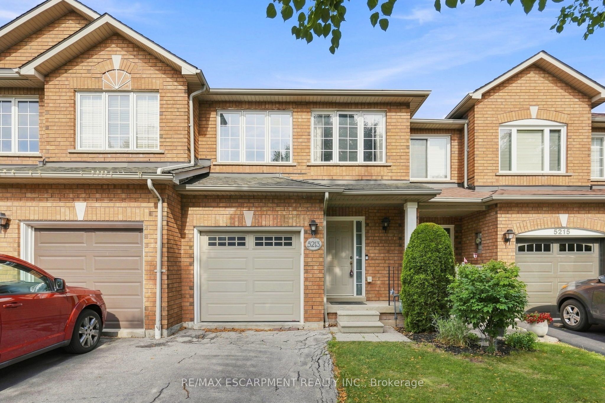 5213 Thornburn Drive, Burlington, ON L7L 6R4