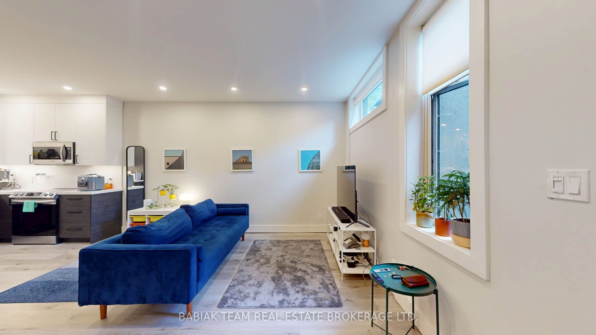 57 Vine Avenue Lower, Toronto, ON M6P 1V6 photo 5