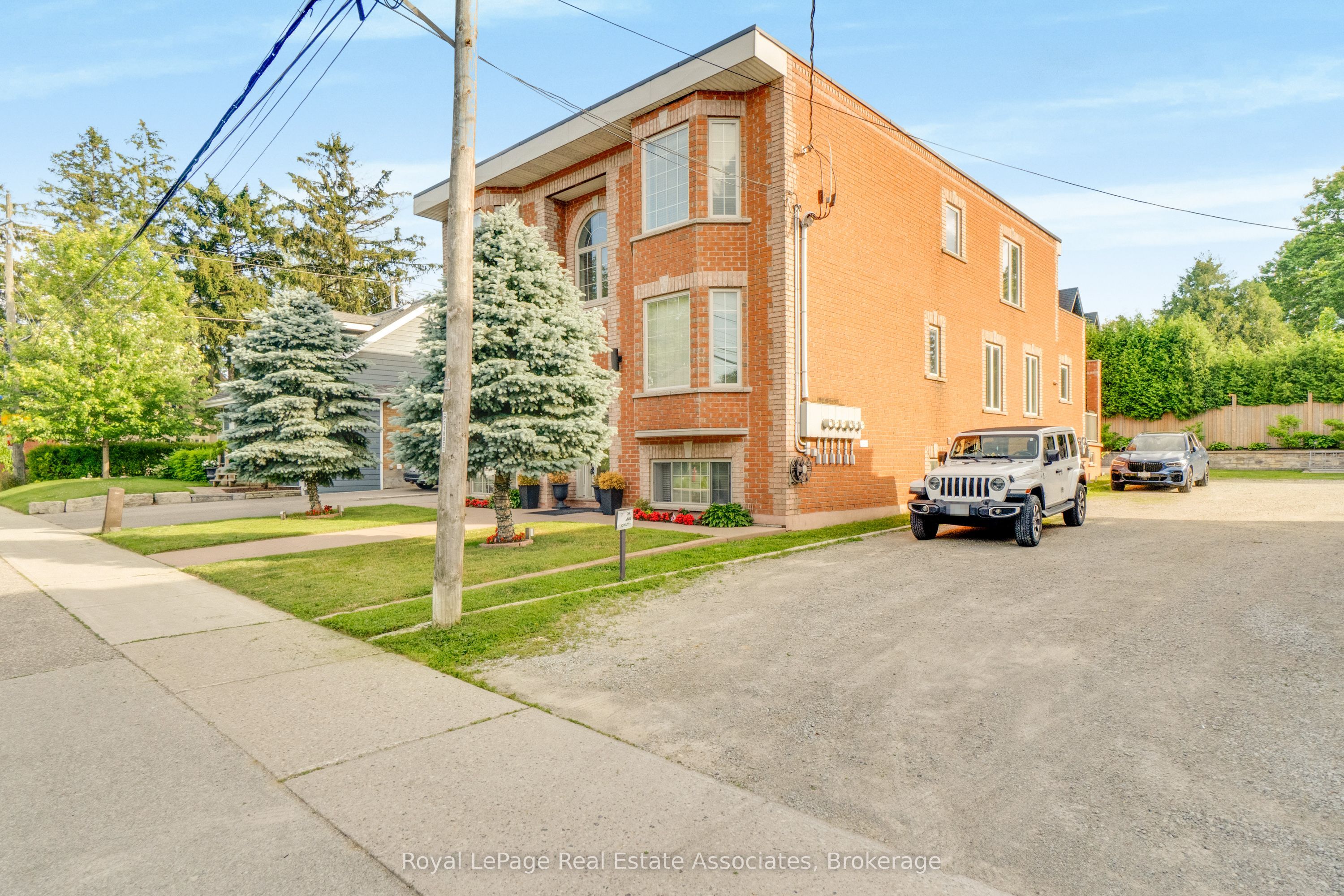 48 Mississauga Road N 4, Mississauga, ON L5H 2H8 photo 4