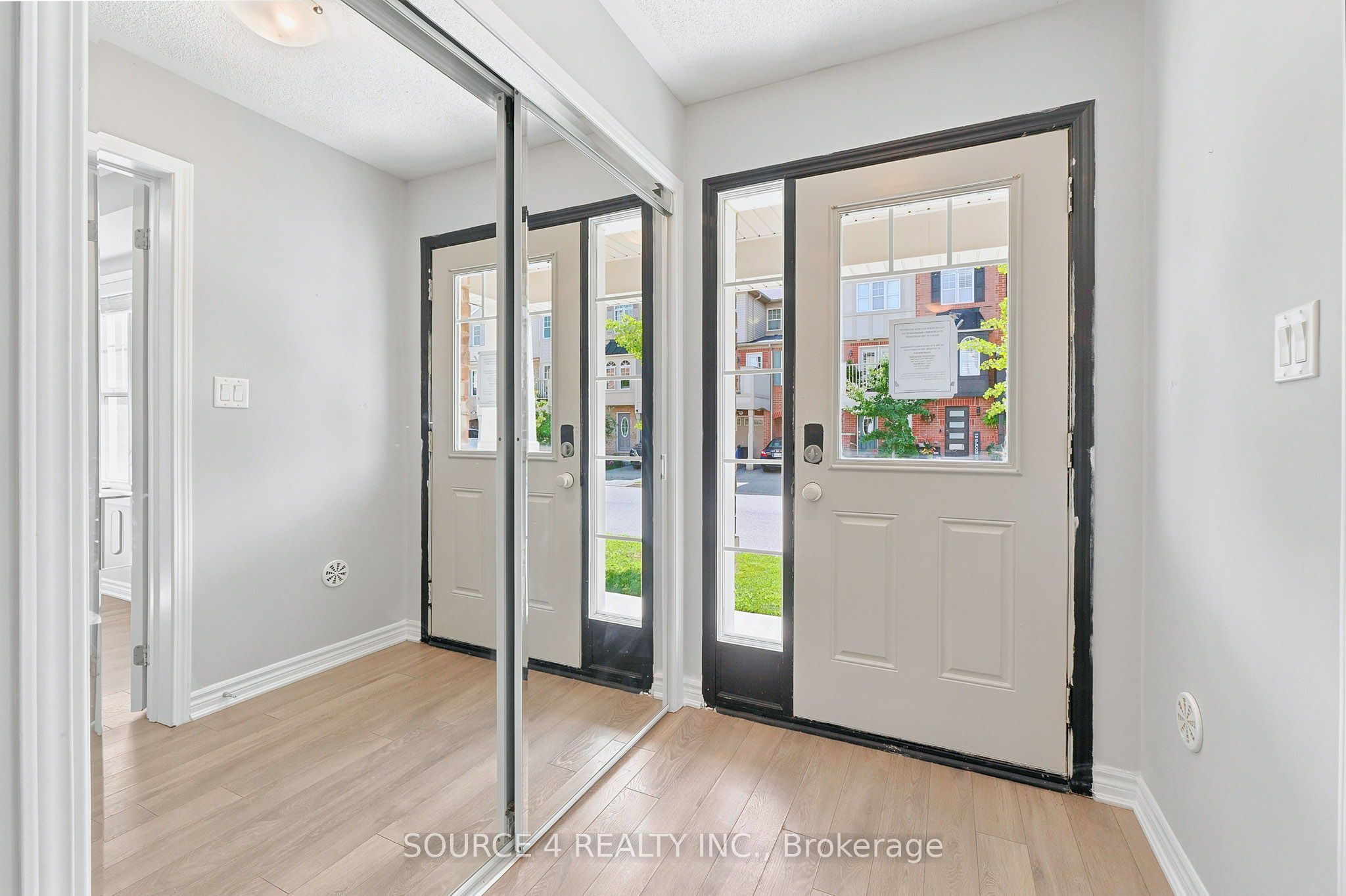 12 Tight Court, Milton, ON L9T 8S3 photo 5