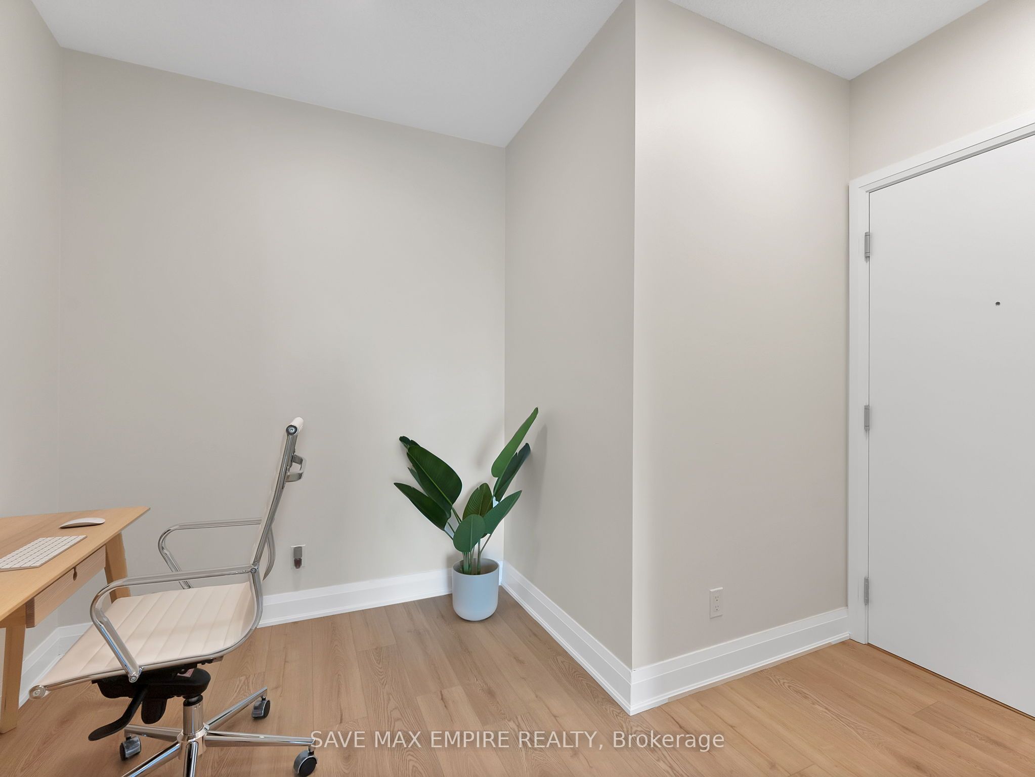 56 Annie Craig Drive 1607, Toronto, ON M8V 0C5 photo 4