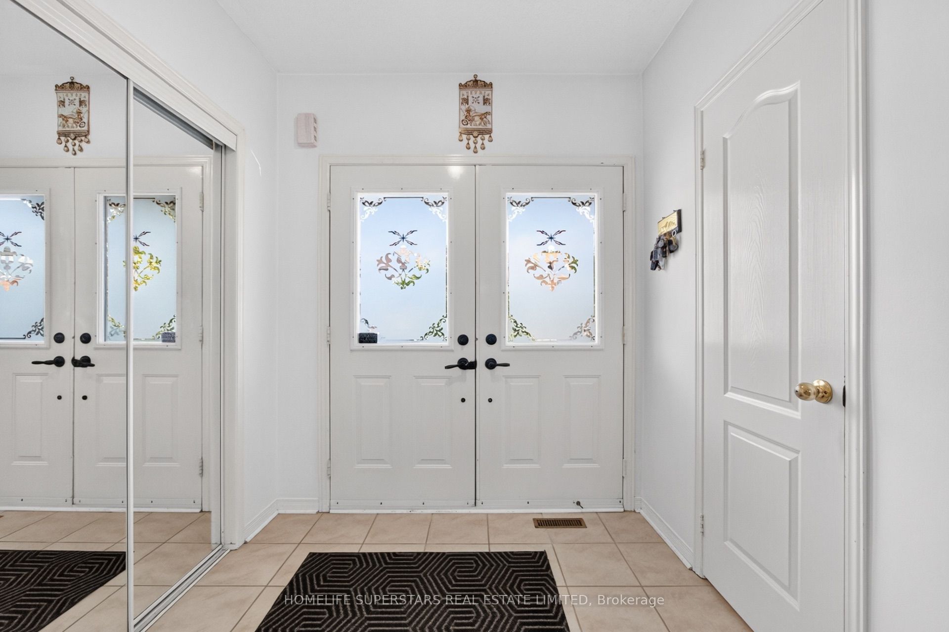 3257 Ridgeleigh Heights, Mississauga, ON L5M 6R9 photo 3