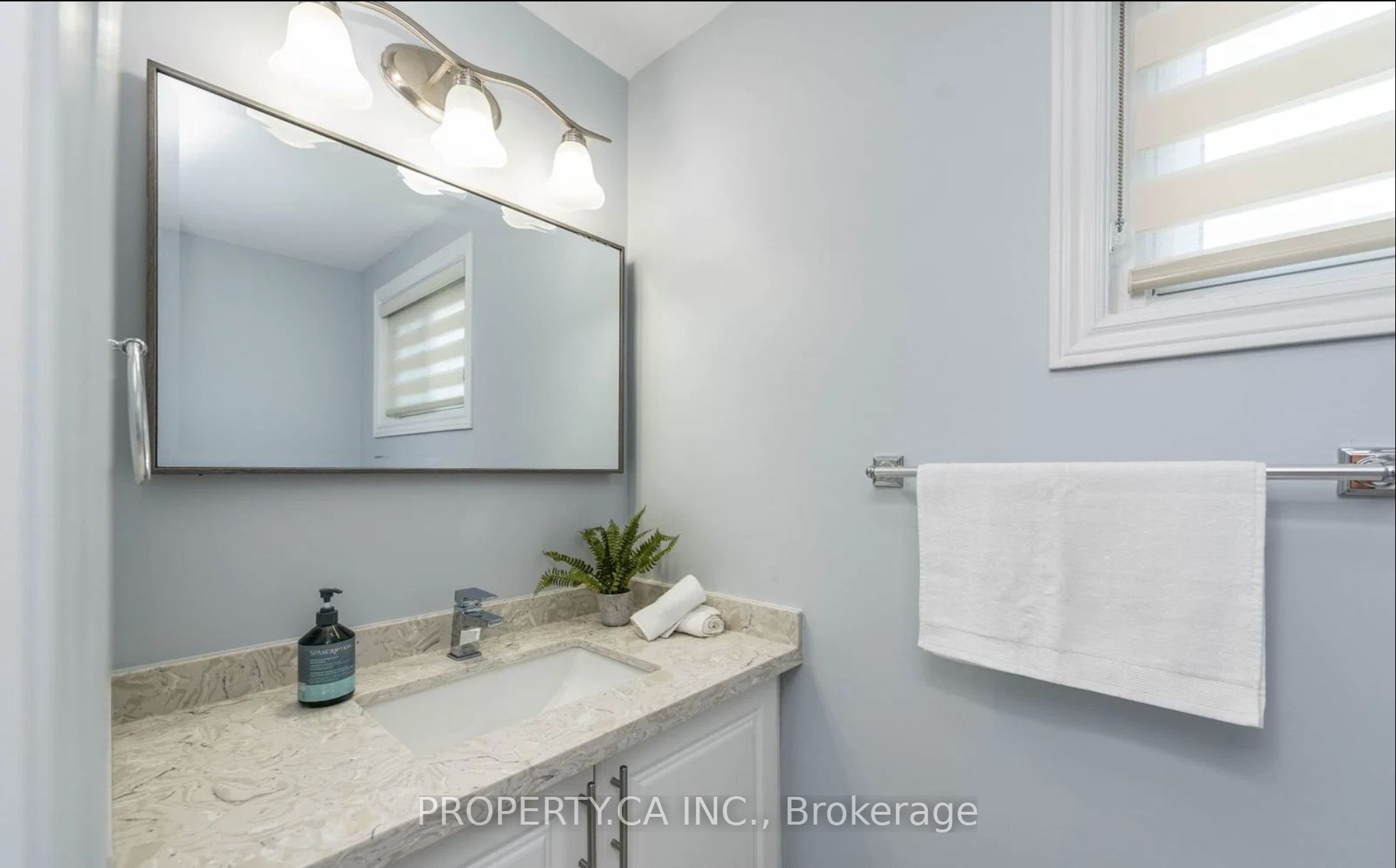46 Wilton Drive, Brampton, ON L6W 3A1 photo 4