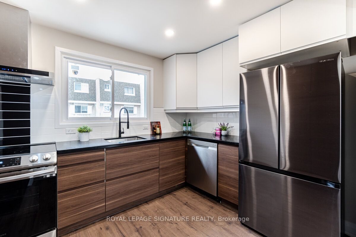 830 Westlock Road 38A, Mississauga, ON L5C 1K6