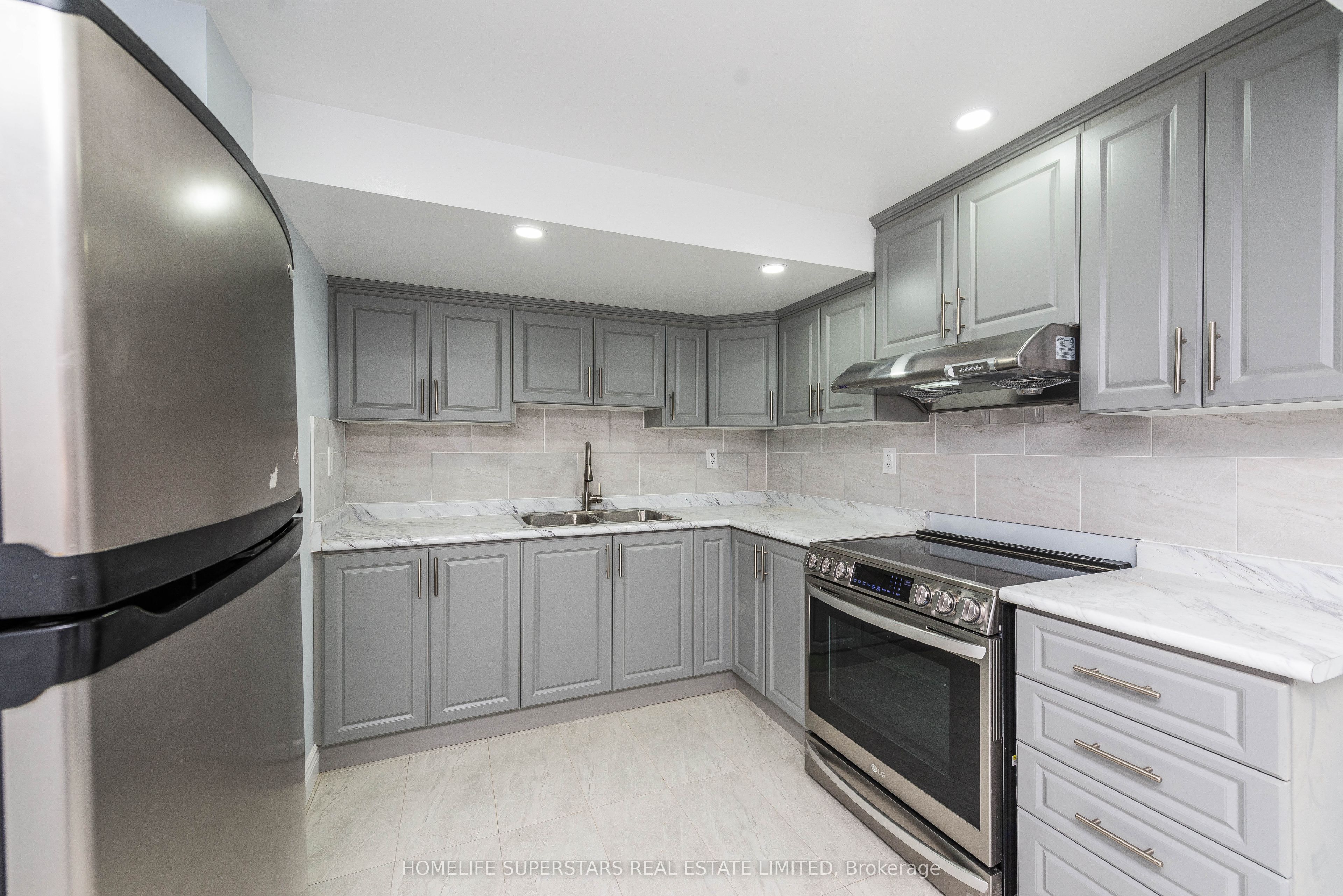 20 Mactier Road, Brampton, ON L6P 1N9 photo 5