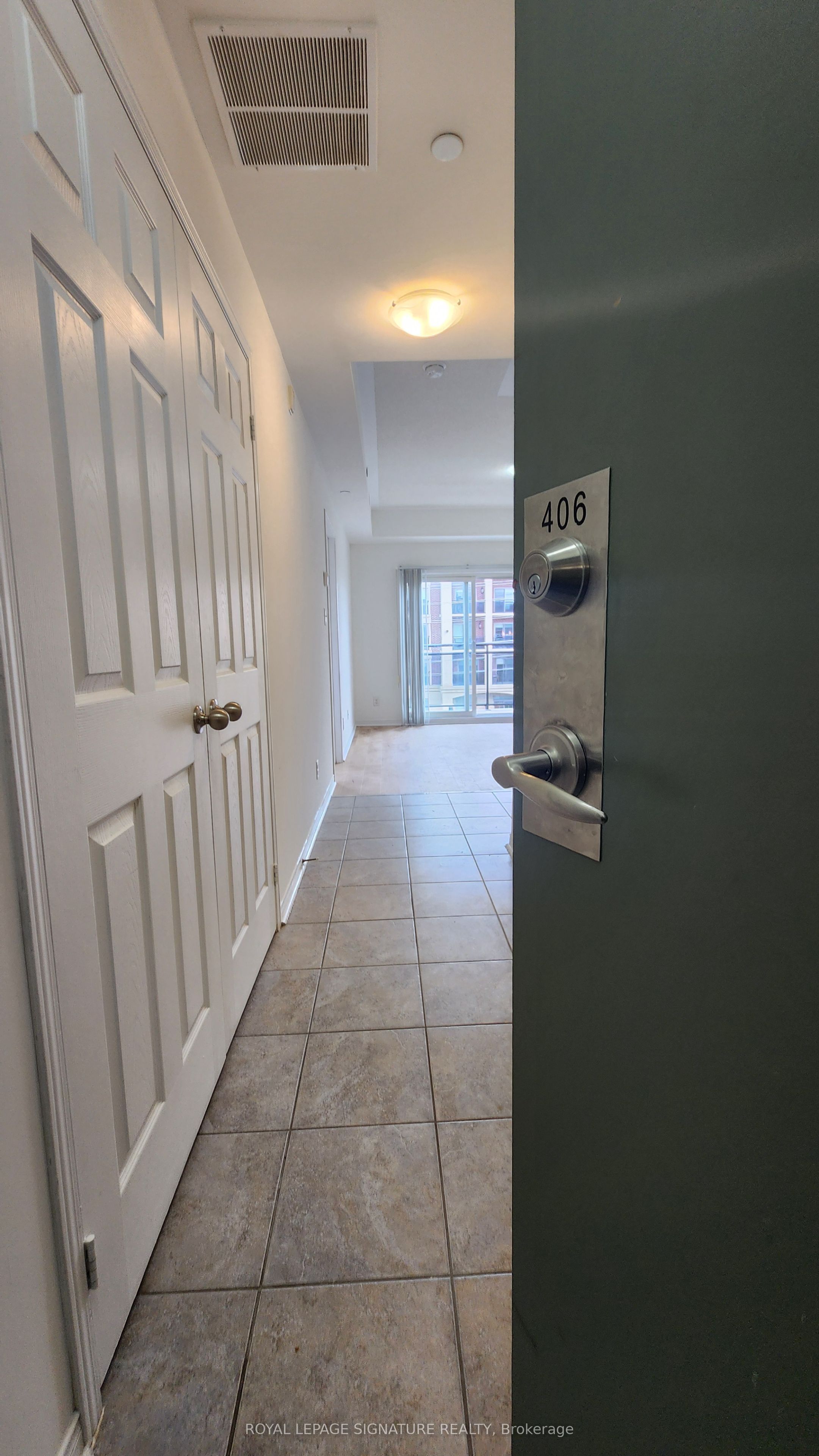 3055 Thomas Street 406, Mississauga, ON L5M 0M4 photo 3