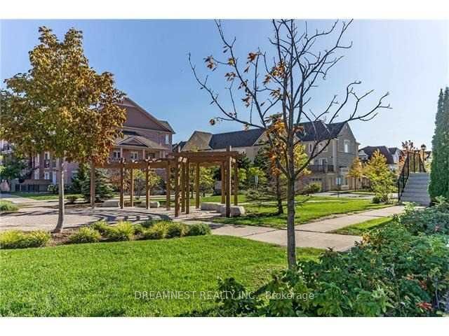 4975 Southampton Drive 307, Mississauga, ON L5M 8C5 photo 4