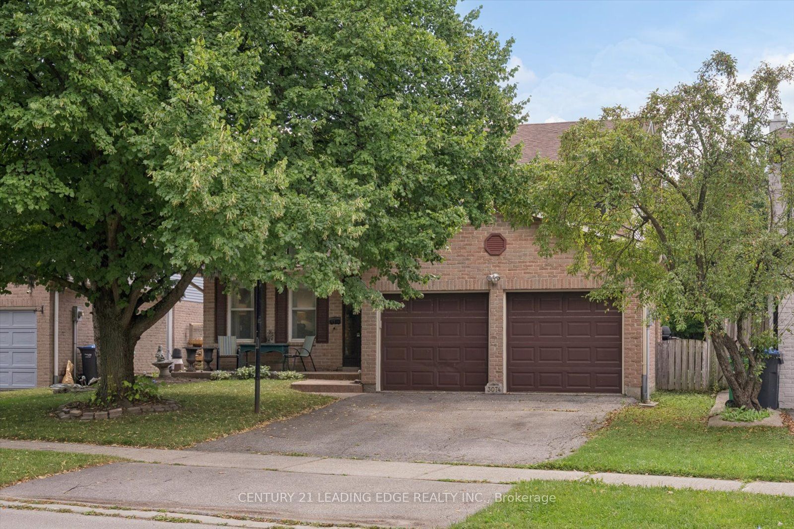 3074 Tours Road, Mississauga, ON L5N 3J2 photo 2
