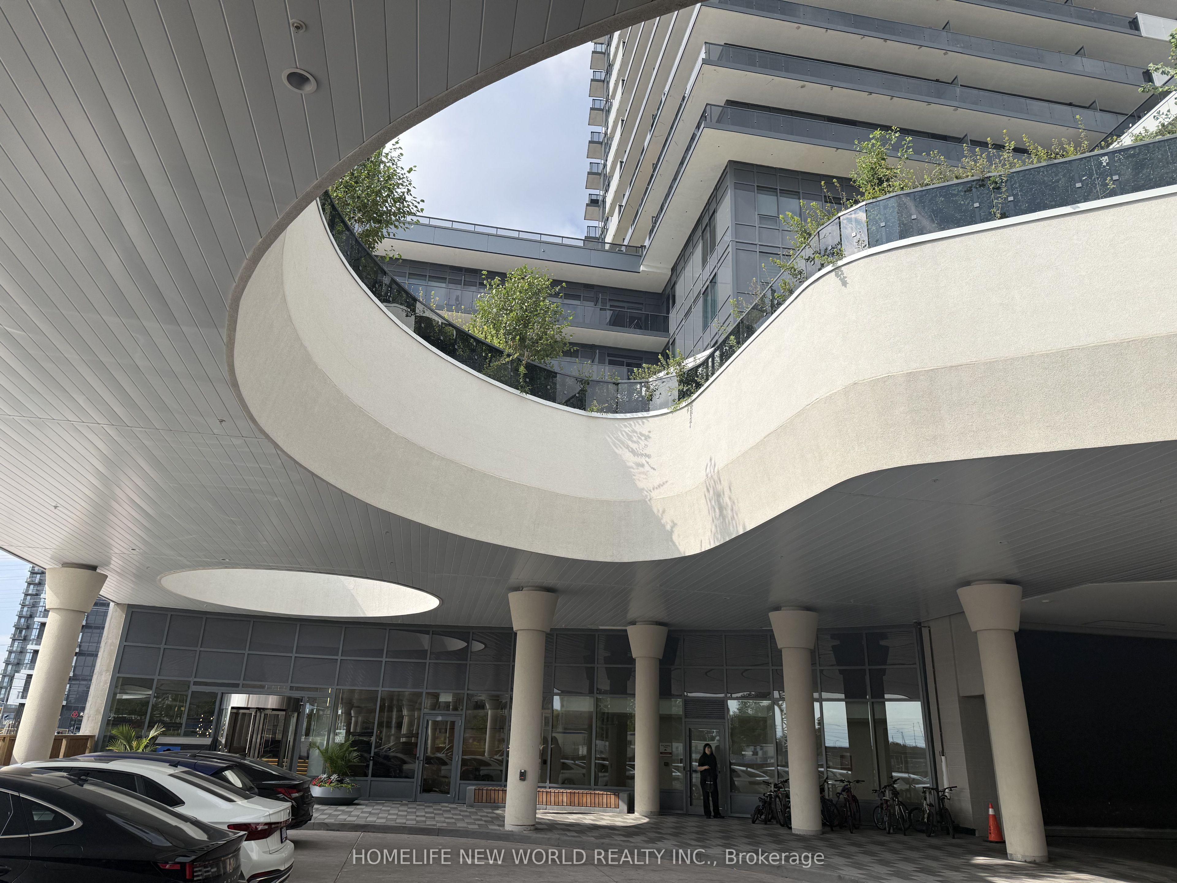 5105 Hurontario Street, Mississauga, ON L4Z 3X7 photo 2
