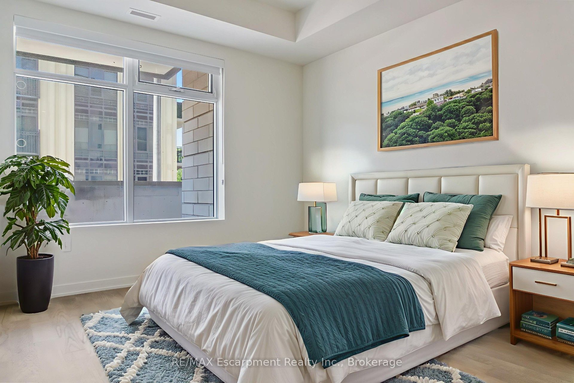 123 Maurice Drive 216, Oakville, ON L6K 2W6 photo 5