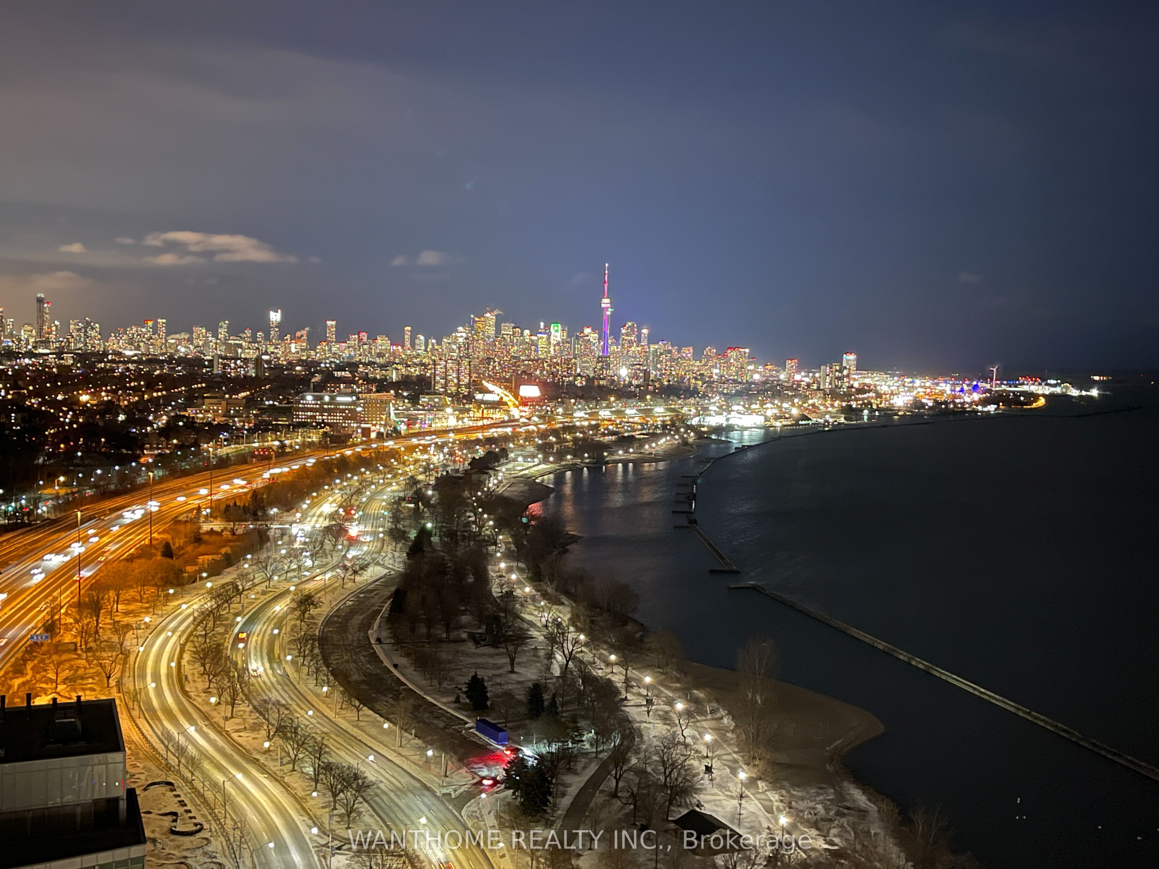 1926 LAKE SHORE Boulevard W 3706, Toronto, ON M6S 1A1