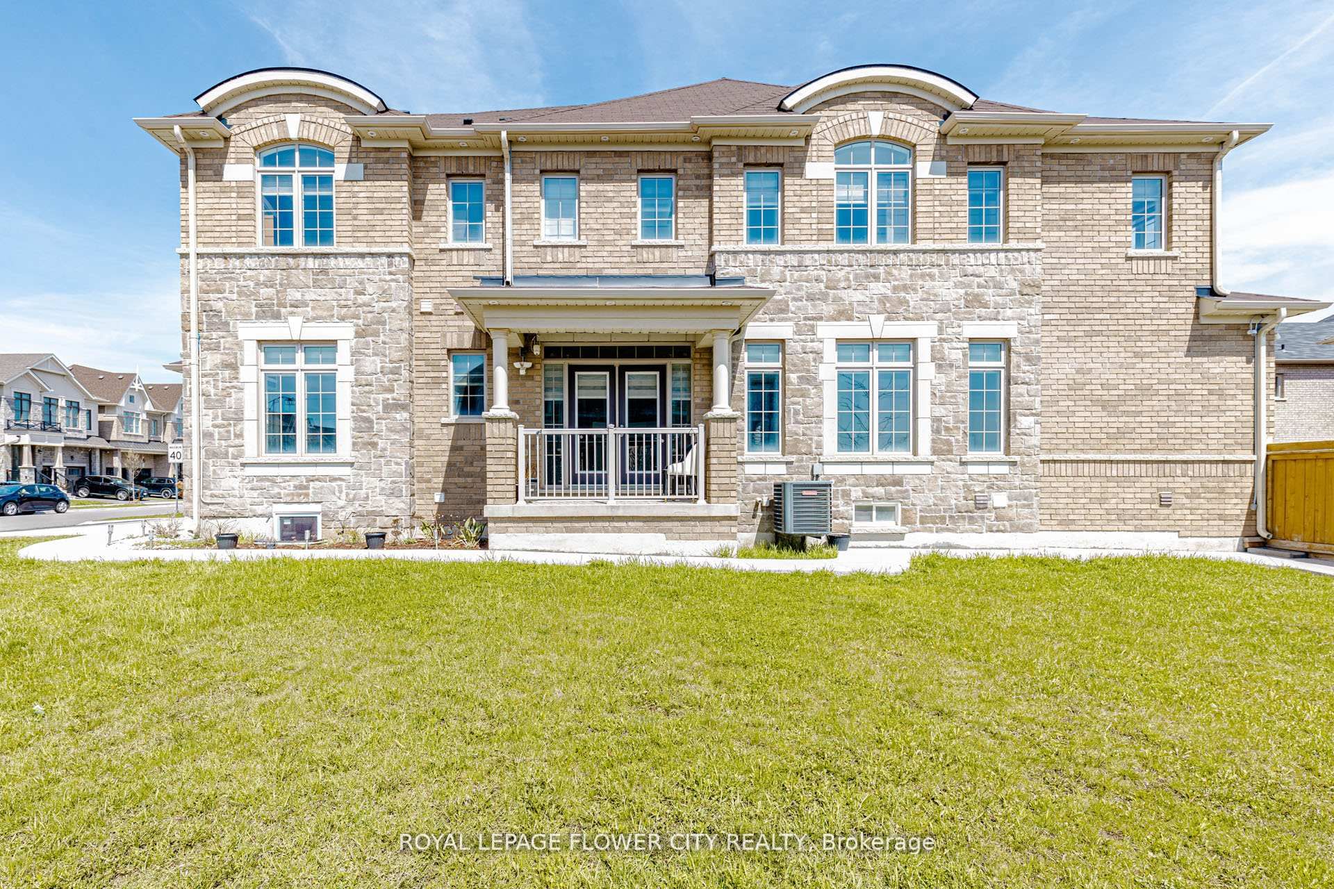 57 Dotchson Avenue, Caledon, ON L7C 4G7 photo 3