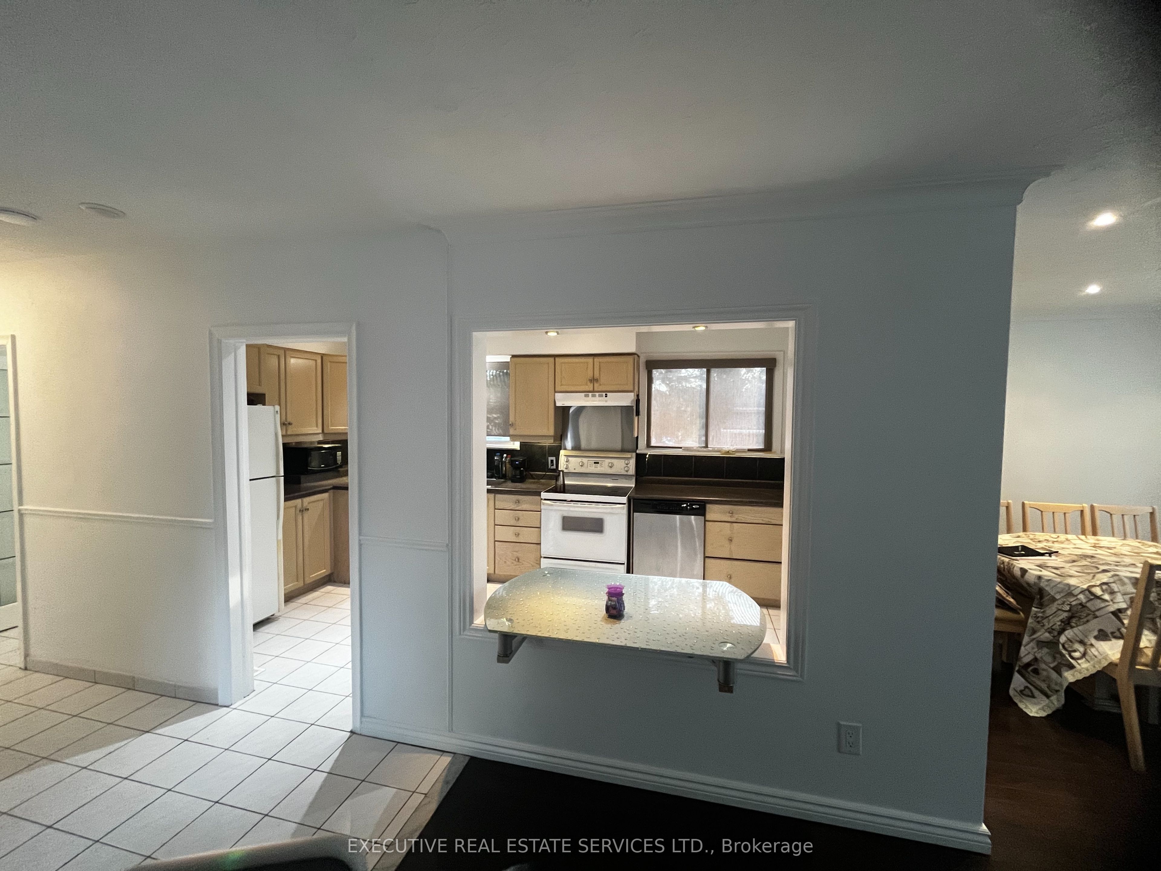 41 Ludgate Drive, Toronto, ON M9W 2Y2 photo 3