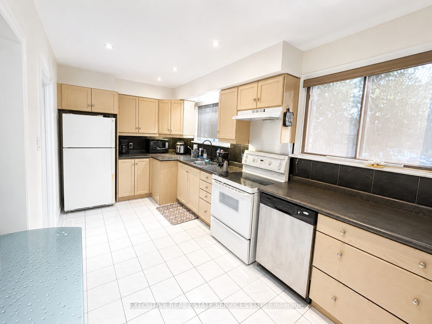 41 Ludgate Drive, Toronto, ON M9W 2Y2 photo 4